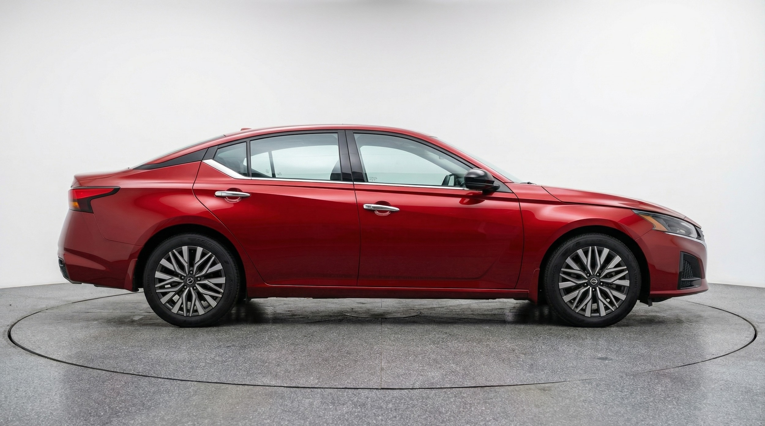 Thumbnail: 2025 Nissan Altima - 8