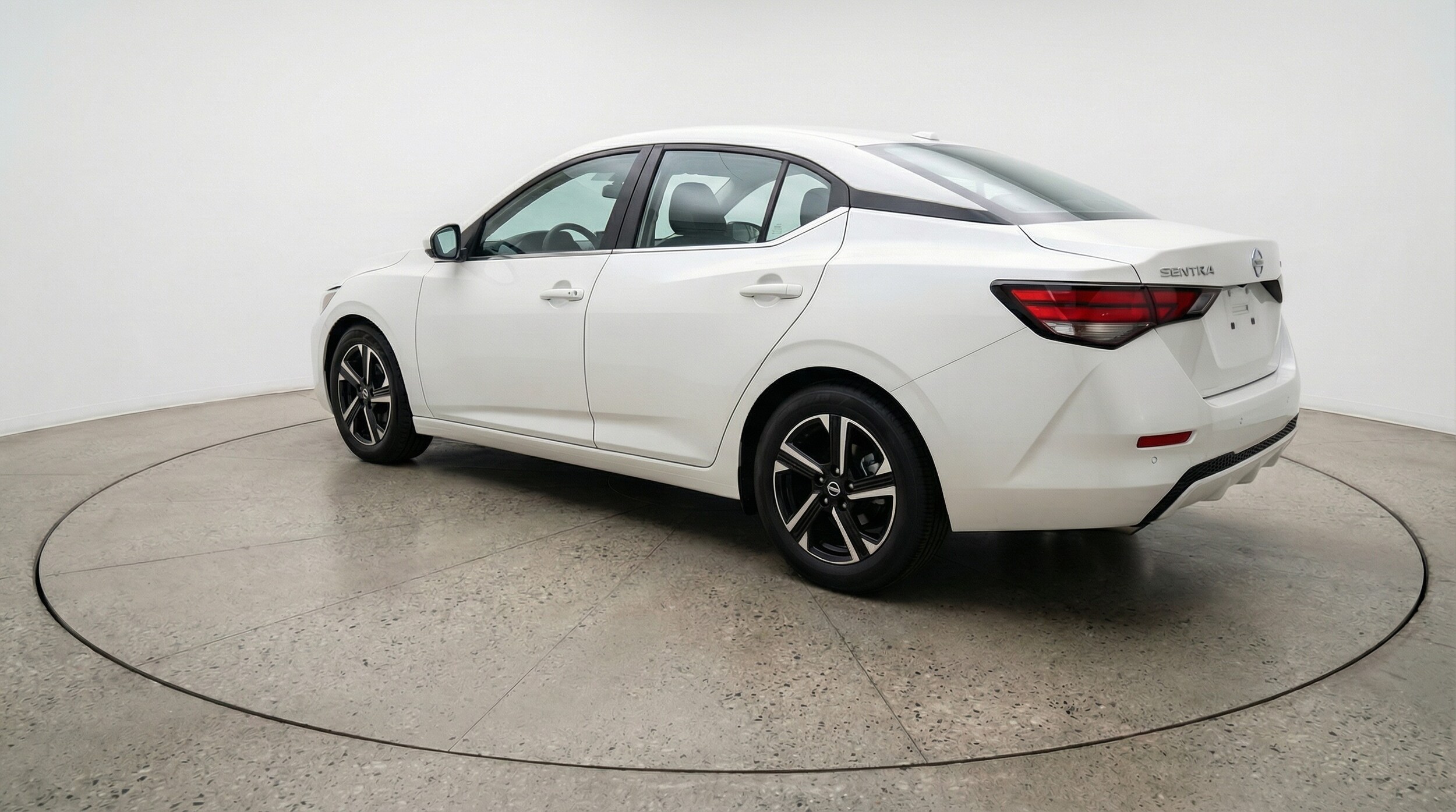 Thumbnail: 2025 Nissan Sentra - 5