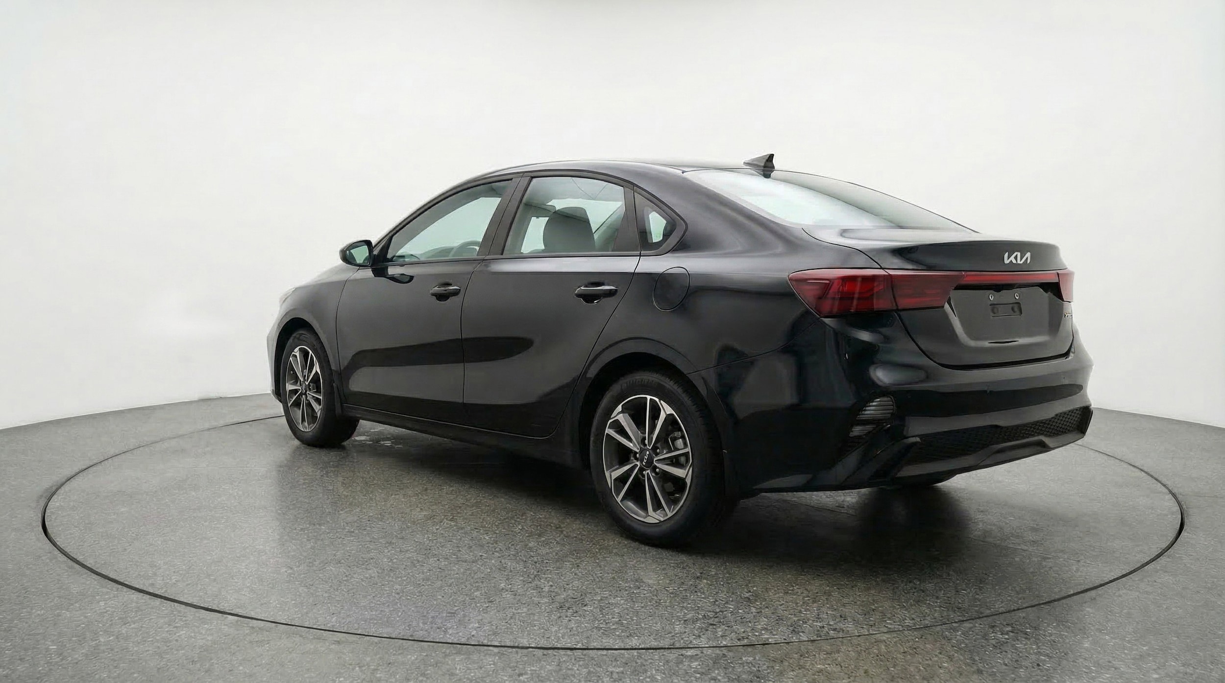 Thumbnail: 2024 Kia Forte - 6
