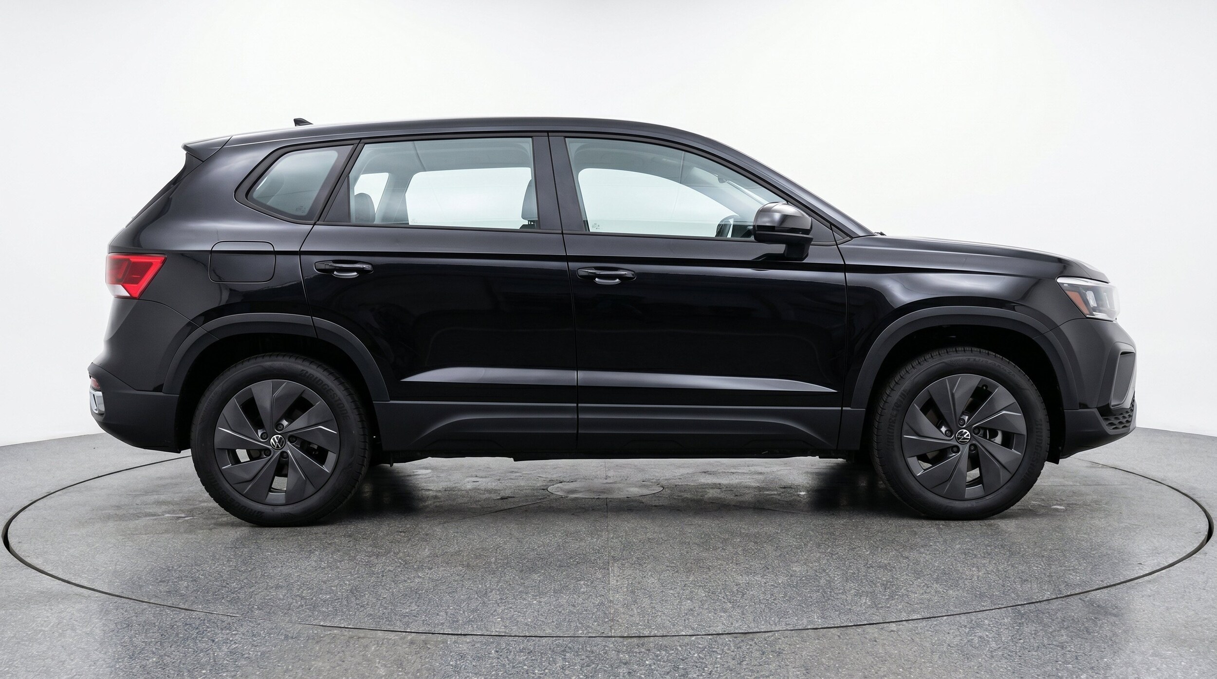 Thumbnail: 2026 Volkswagen Taos - 11