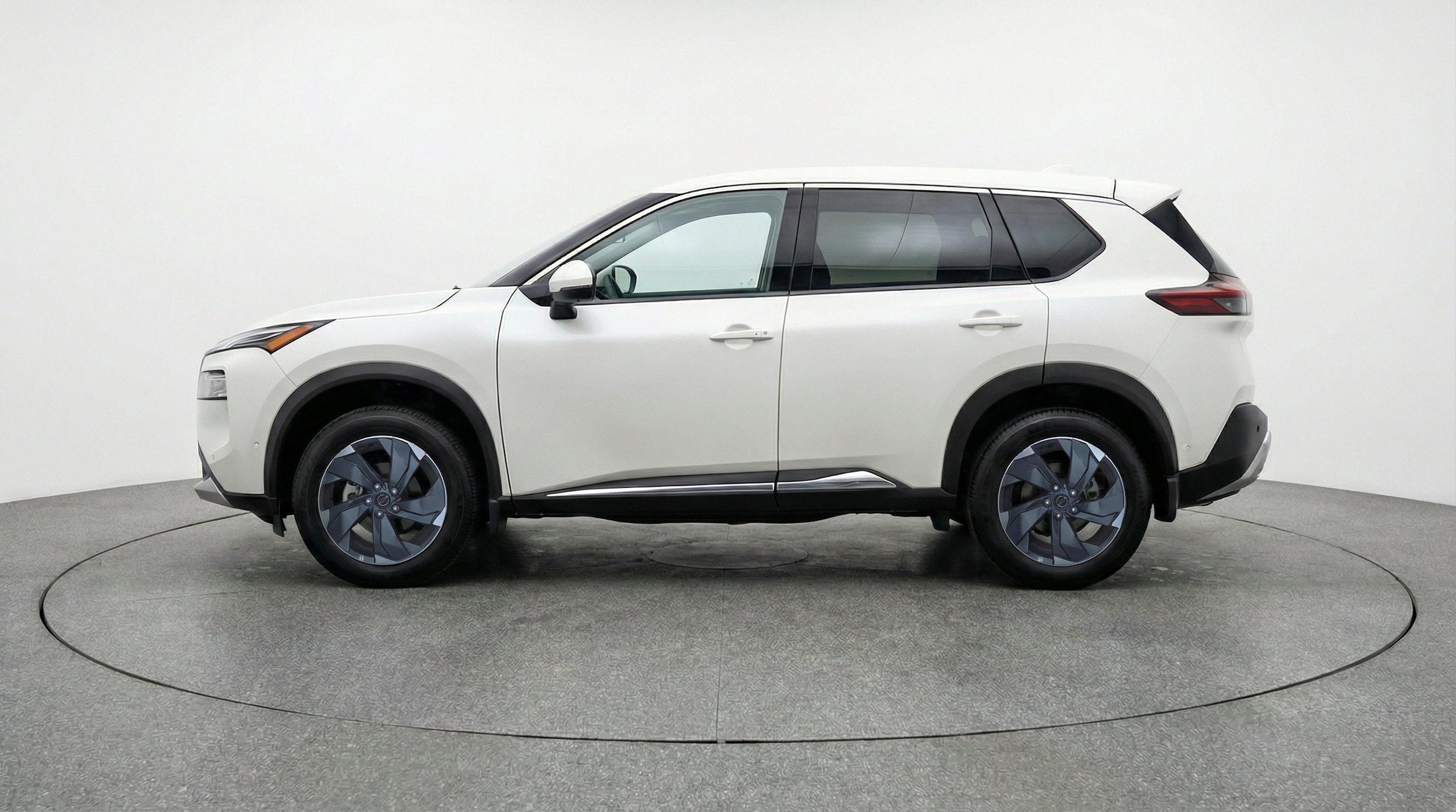 Thumbnail: 2026 Nissan Rogue - 5