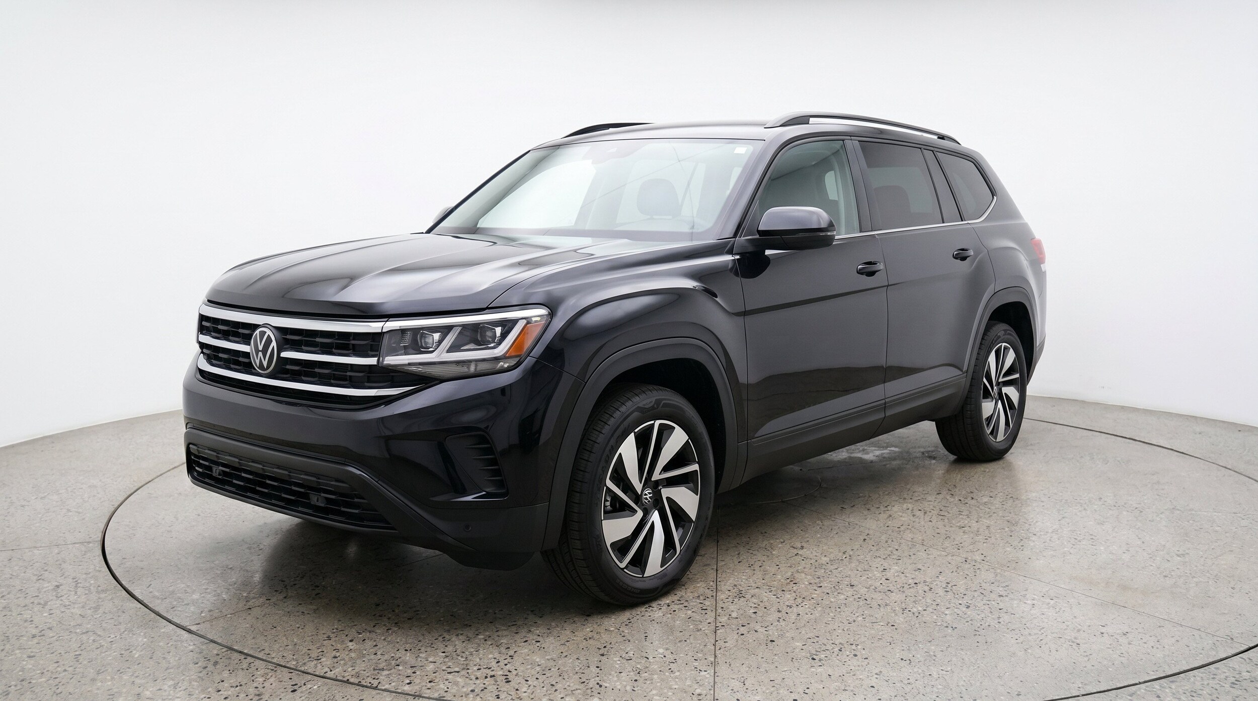 Thumbnail: 2026 Volkswagen Atlas - 3