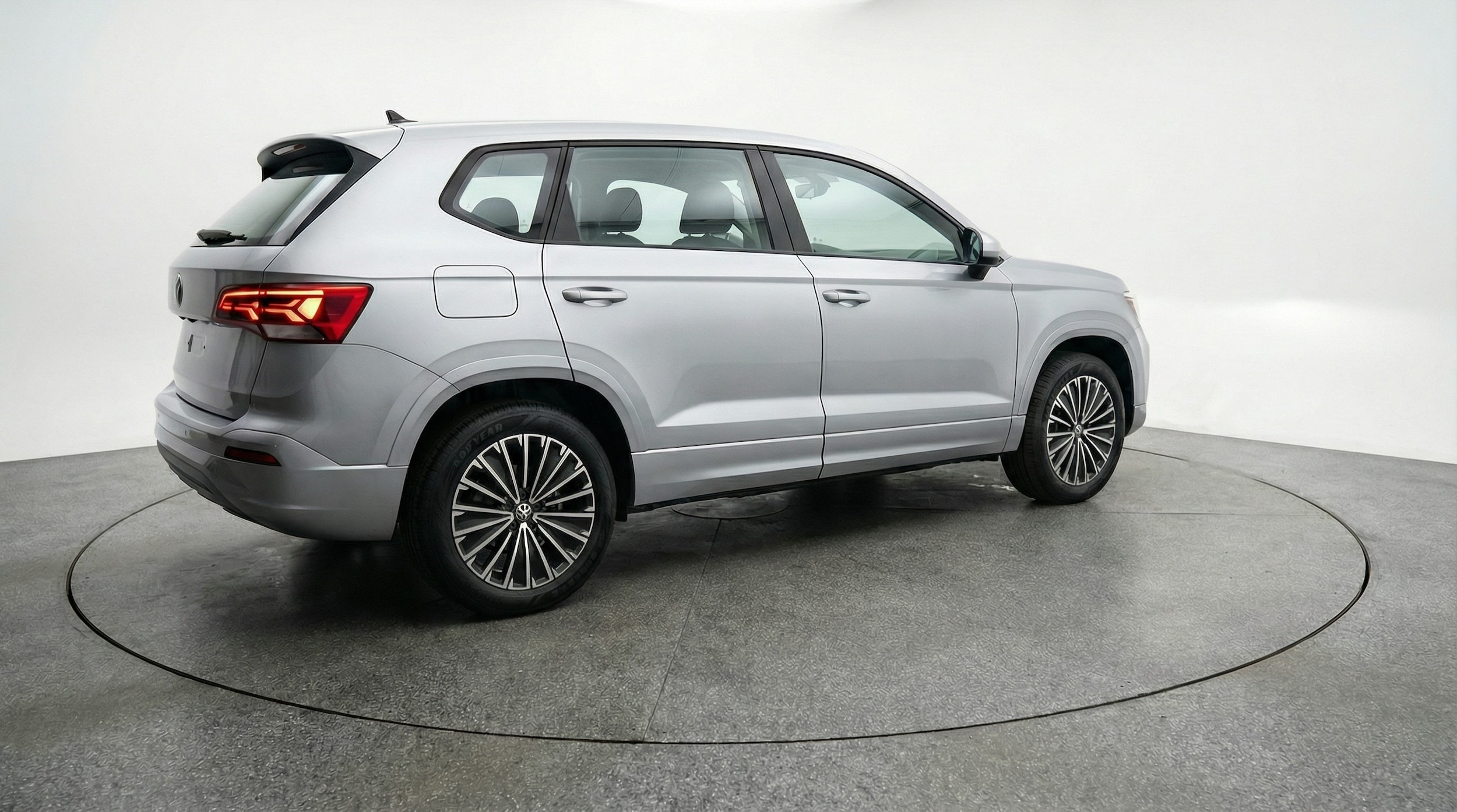 Thumbnail: 2025 Volkswagen Taos - 7