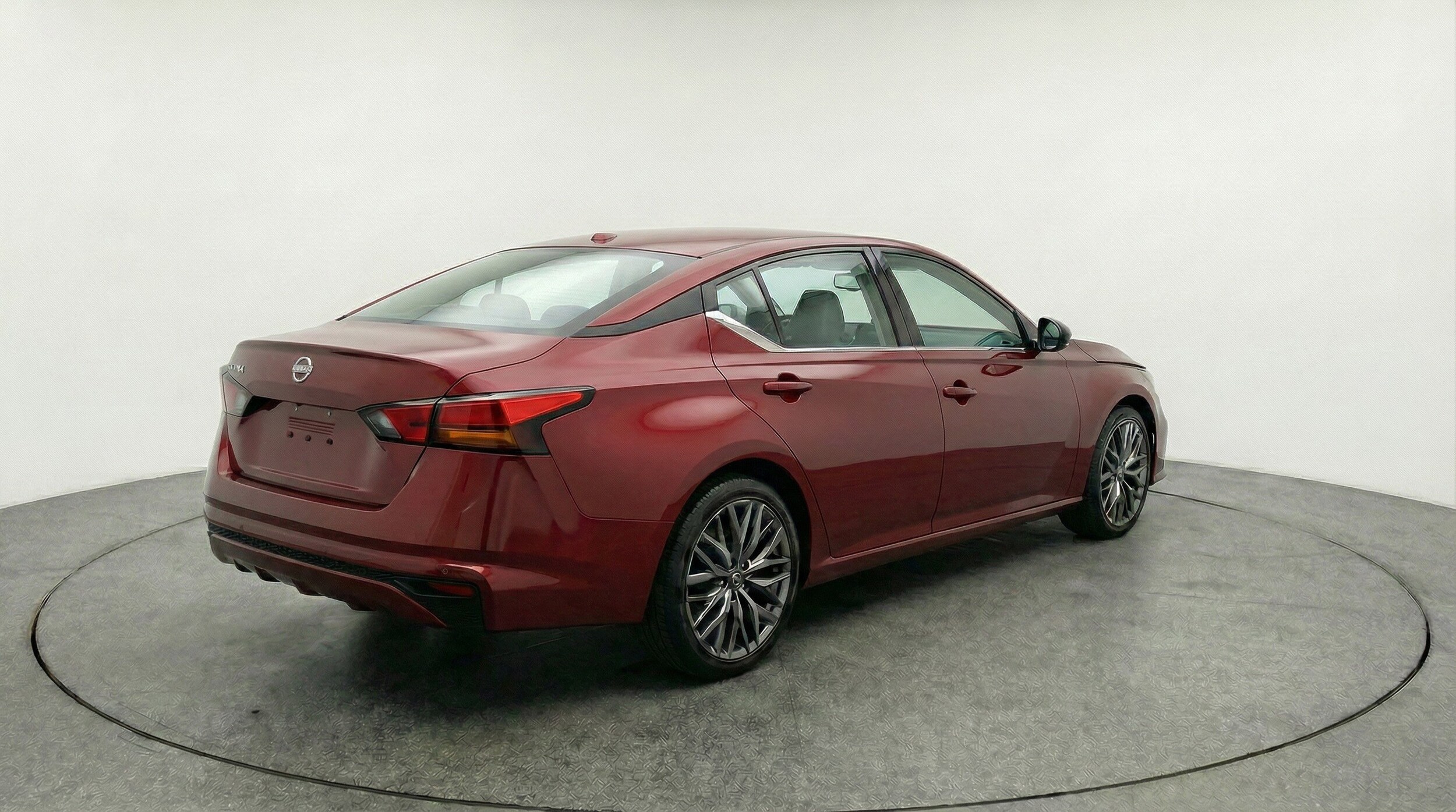 Thumbnail: 2025 Nissan Altima - 9