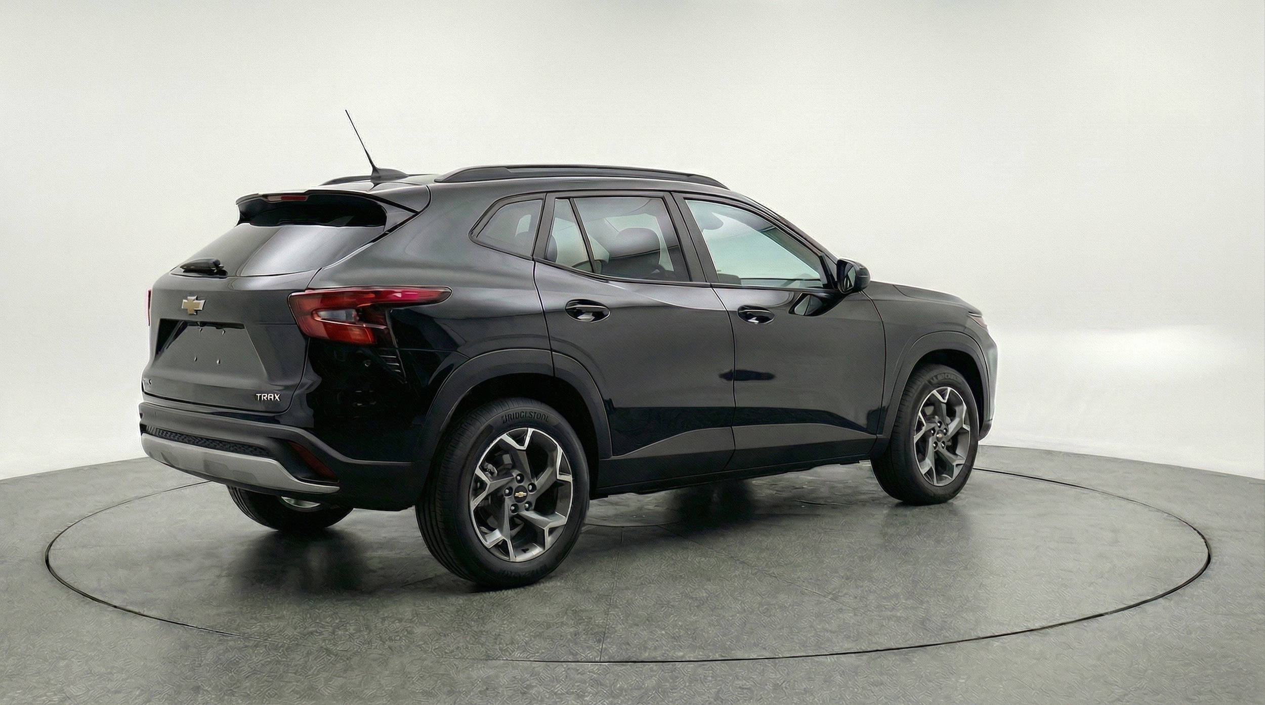 Thumbnail: 2025 Chevrolet Trax - 9