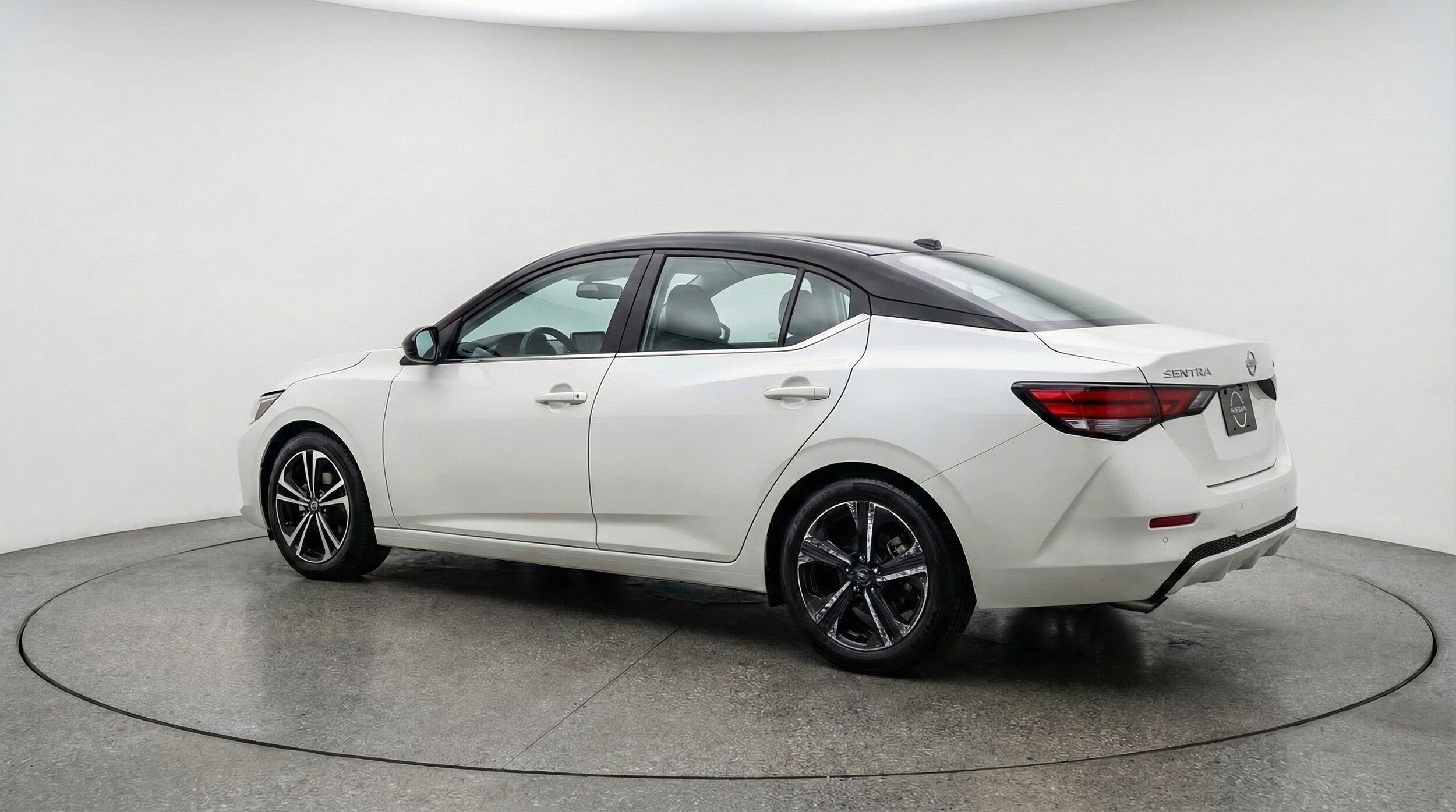 Thumbnail: 2025 Nissan Sentra - 5