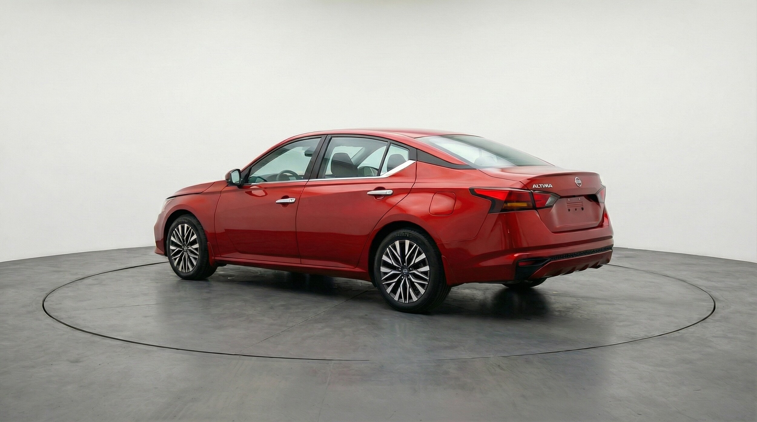 Thumbnail: 2025 Nissan Altima - 5