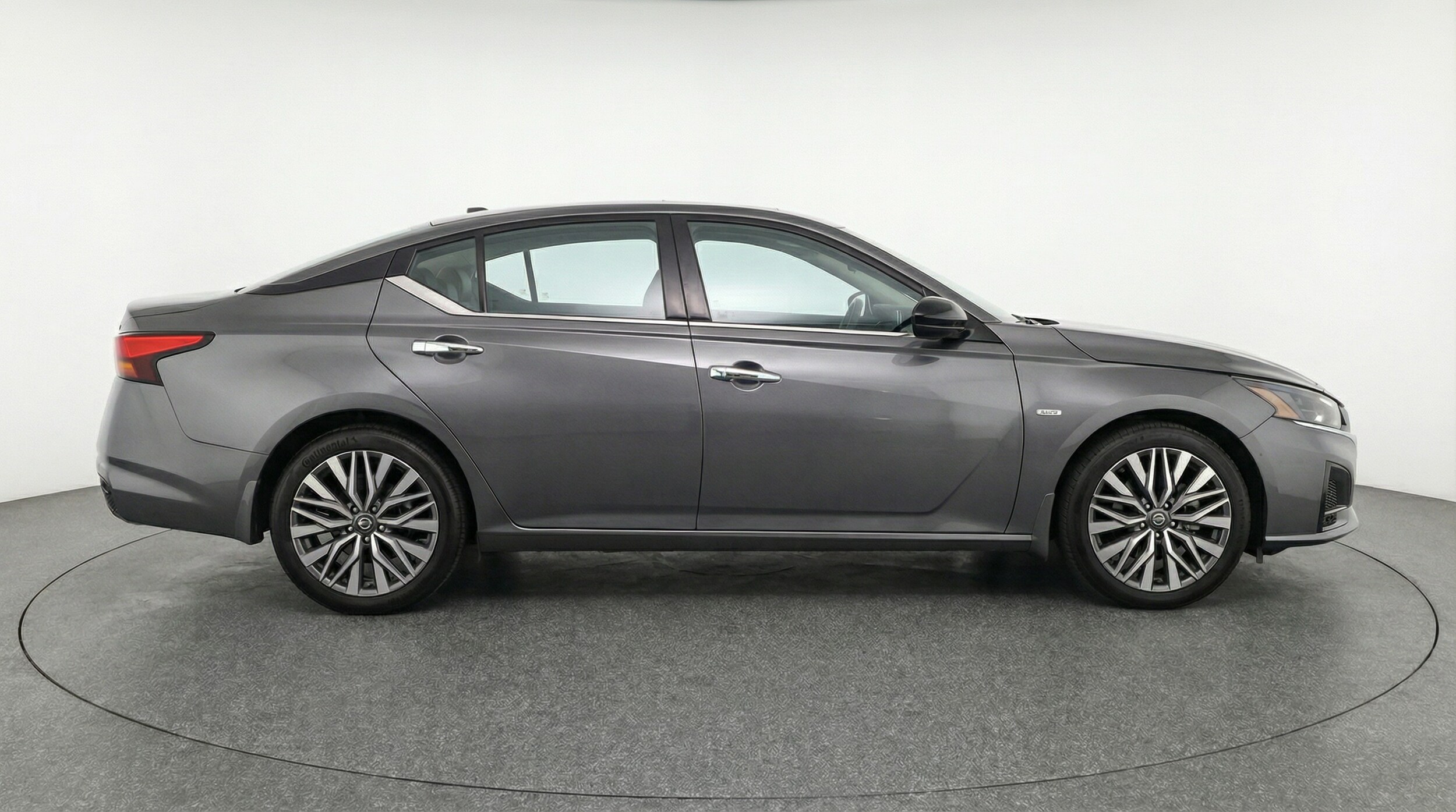 Thumbnail: 2025 Nissan Altima - 8