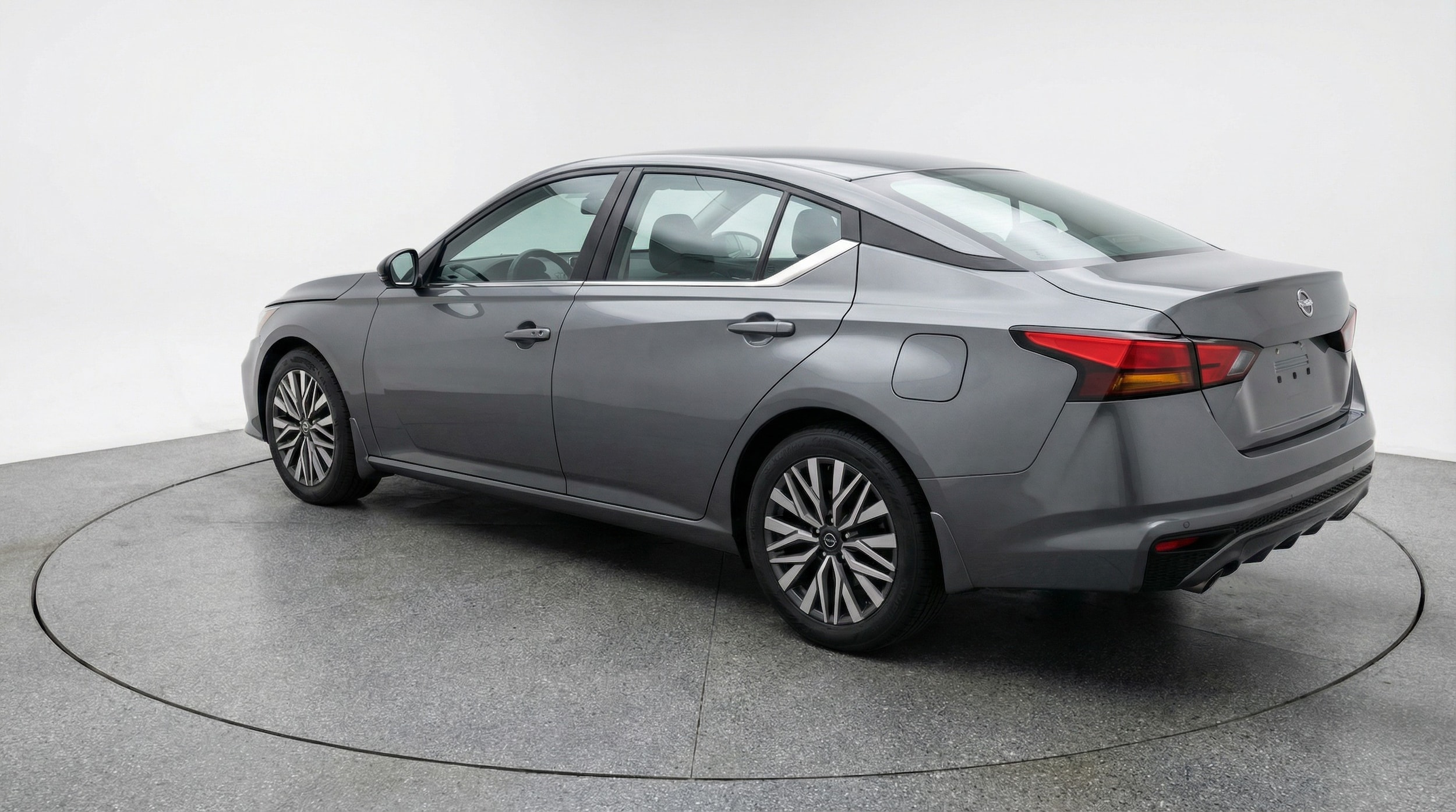 Thumbnail: 2025 Nissan Altima - 5