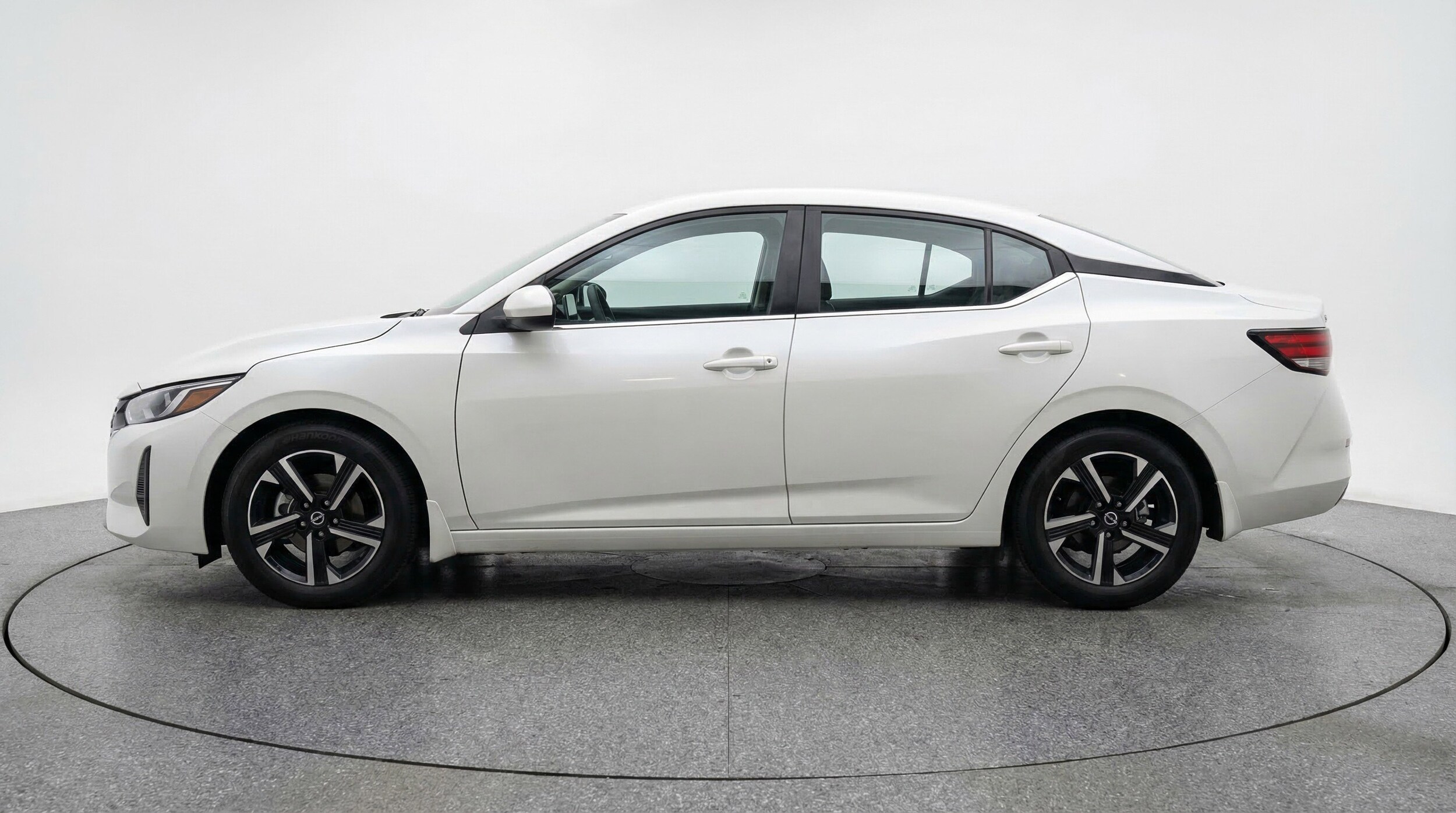 Thumbnail: 2025 Nissan Sentra - 5