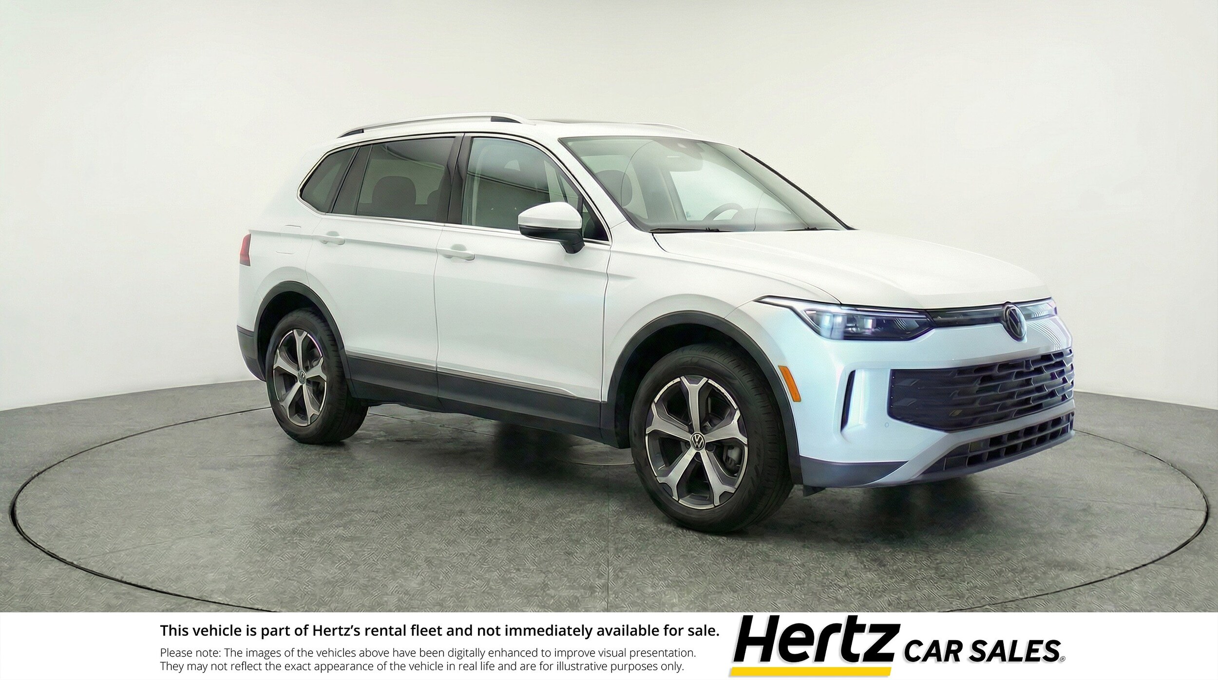 Thumbnail: 2026 Volkswagen Tiguan - 1