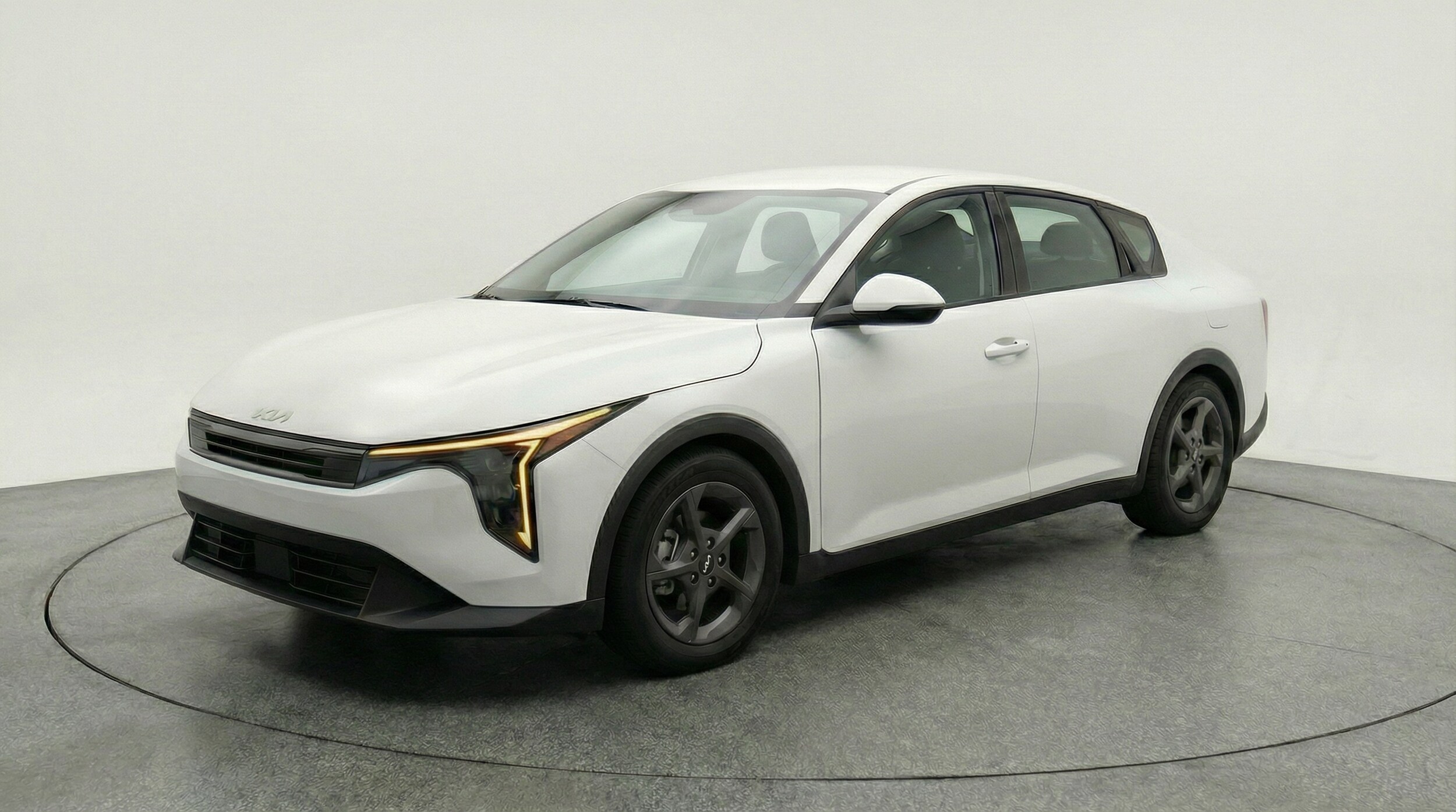 Thumbnail: 2025 Kia K4 - 3