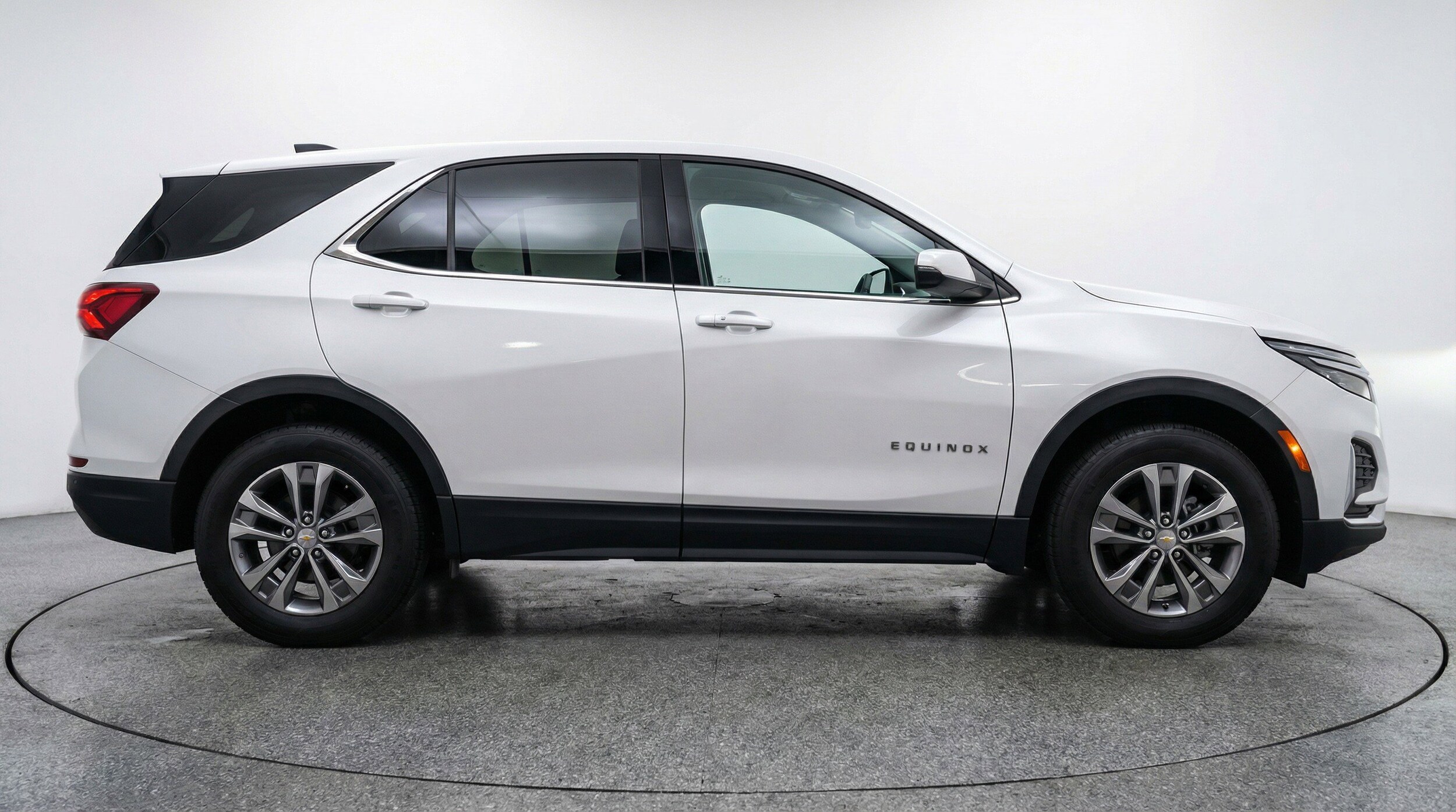 Thumbnail: 2025 Chevrolet Equinox - 11