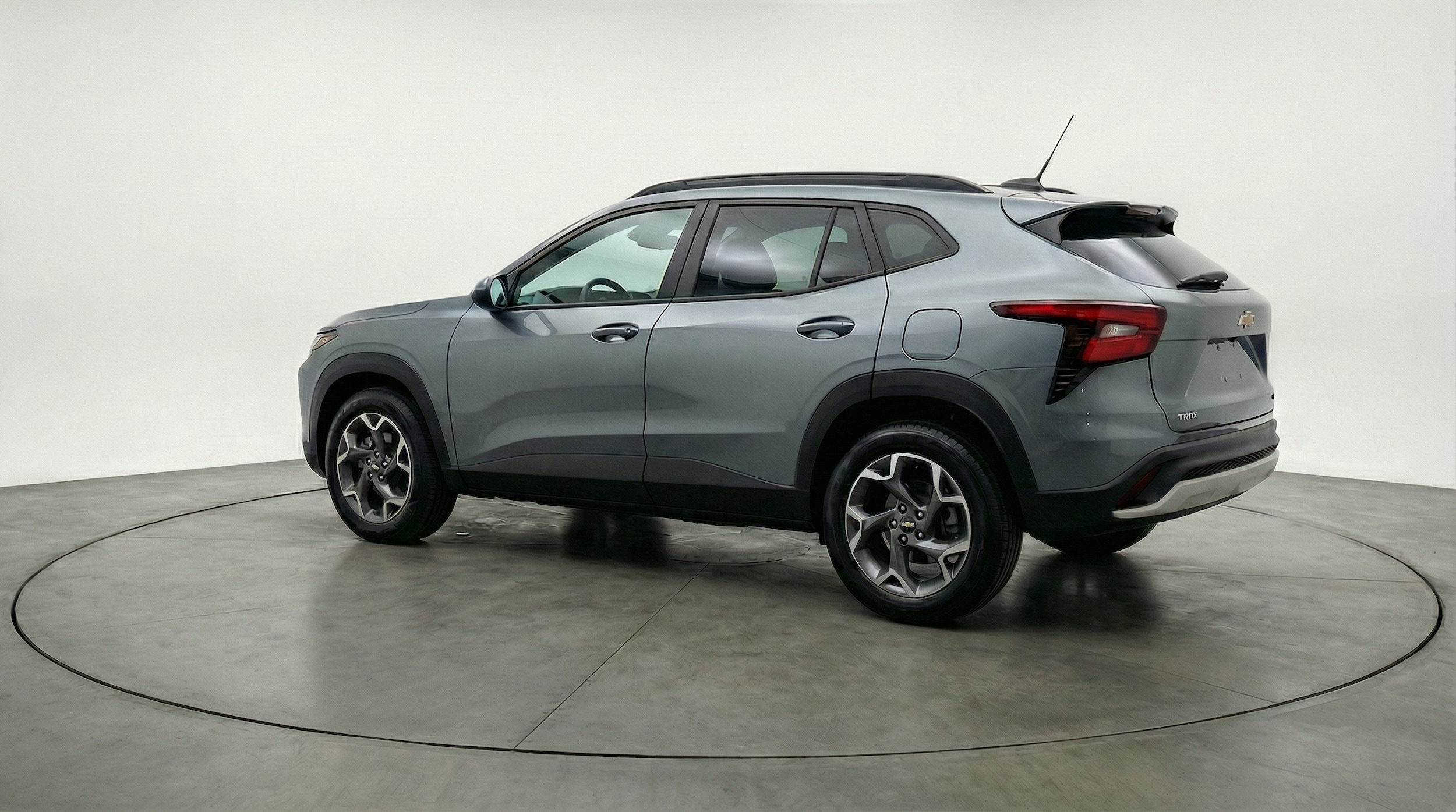 Thumbnail: 2025 Chevrolet Trax - 5