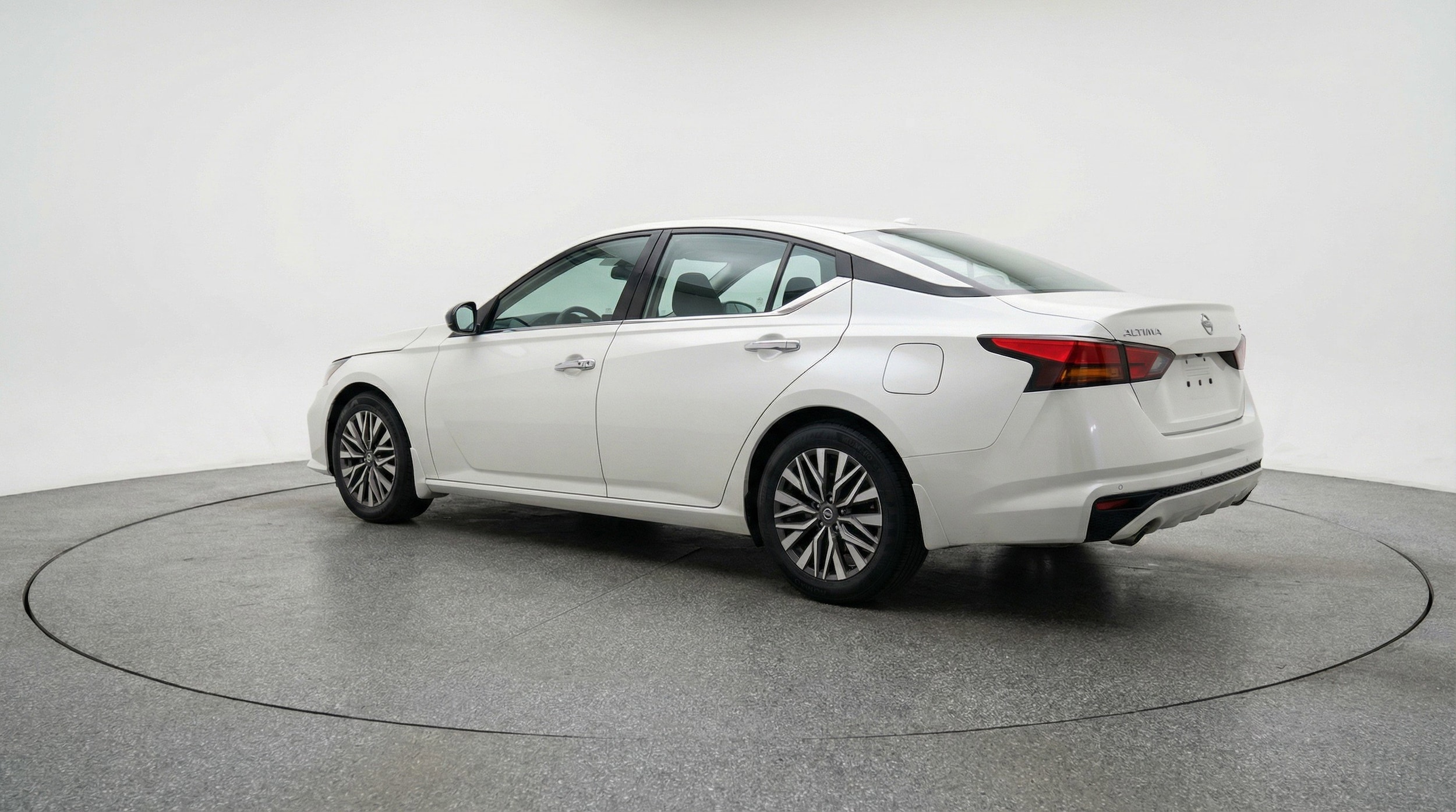 Thumbnail: 2025 Nissan Altima - 6