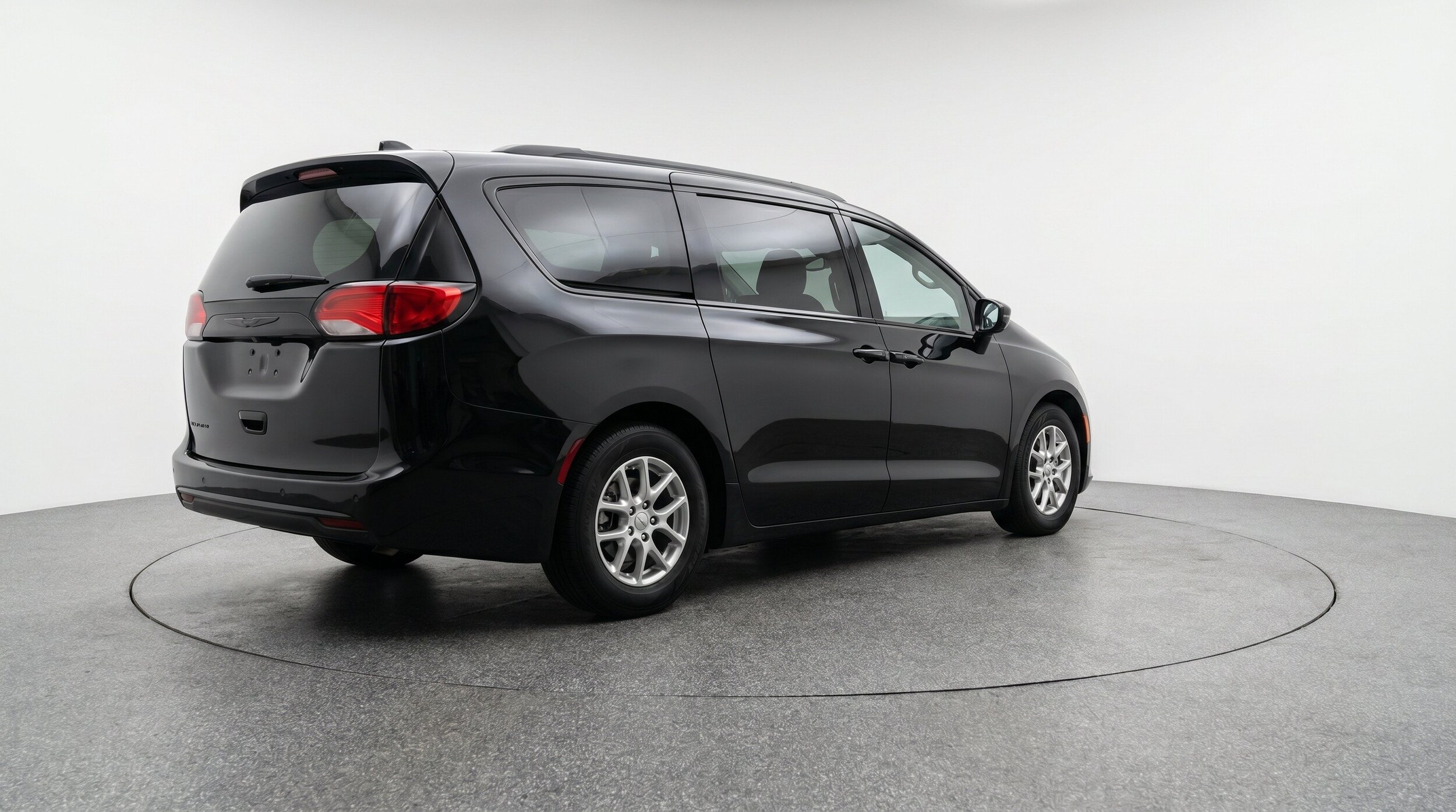 Thumbnail: 2024 Chrysler Voyager - 9