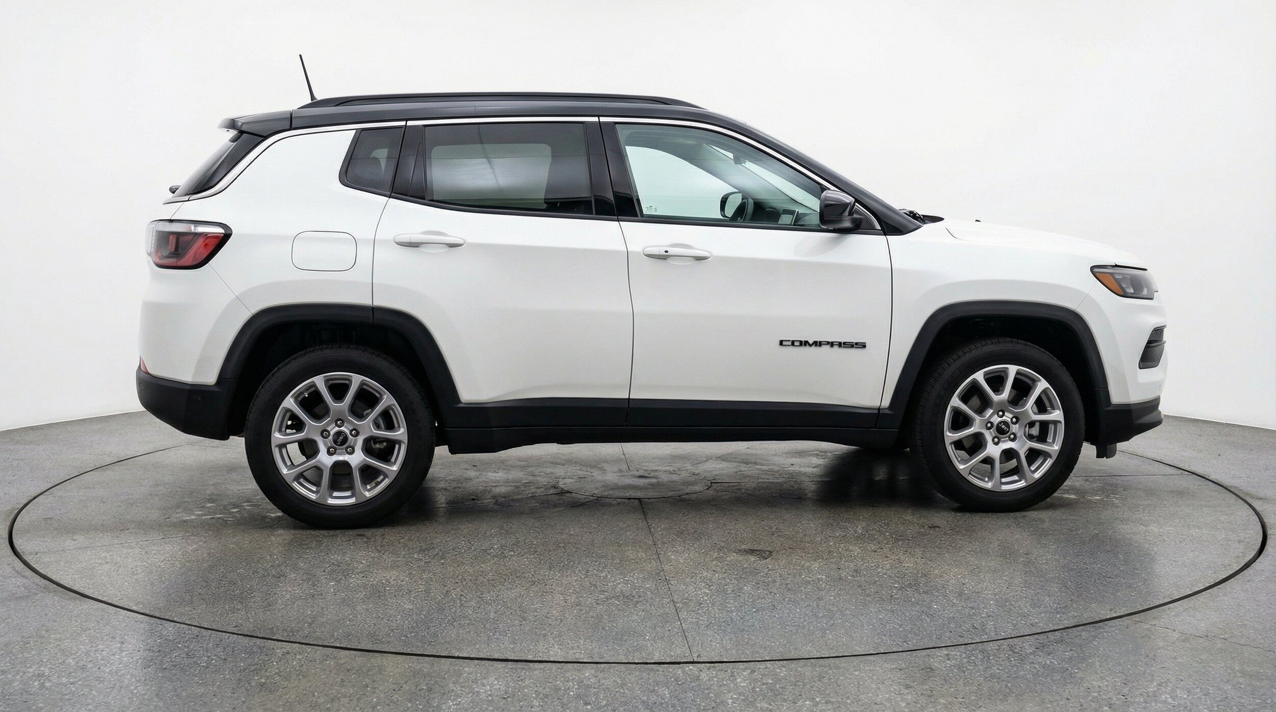 Thumbnail: 2025 Jeep Compass - 11