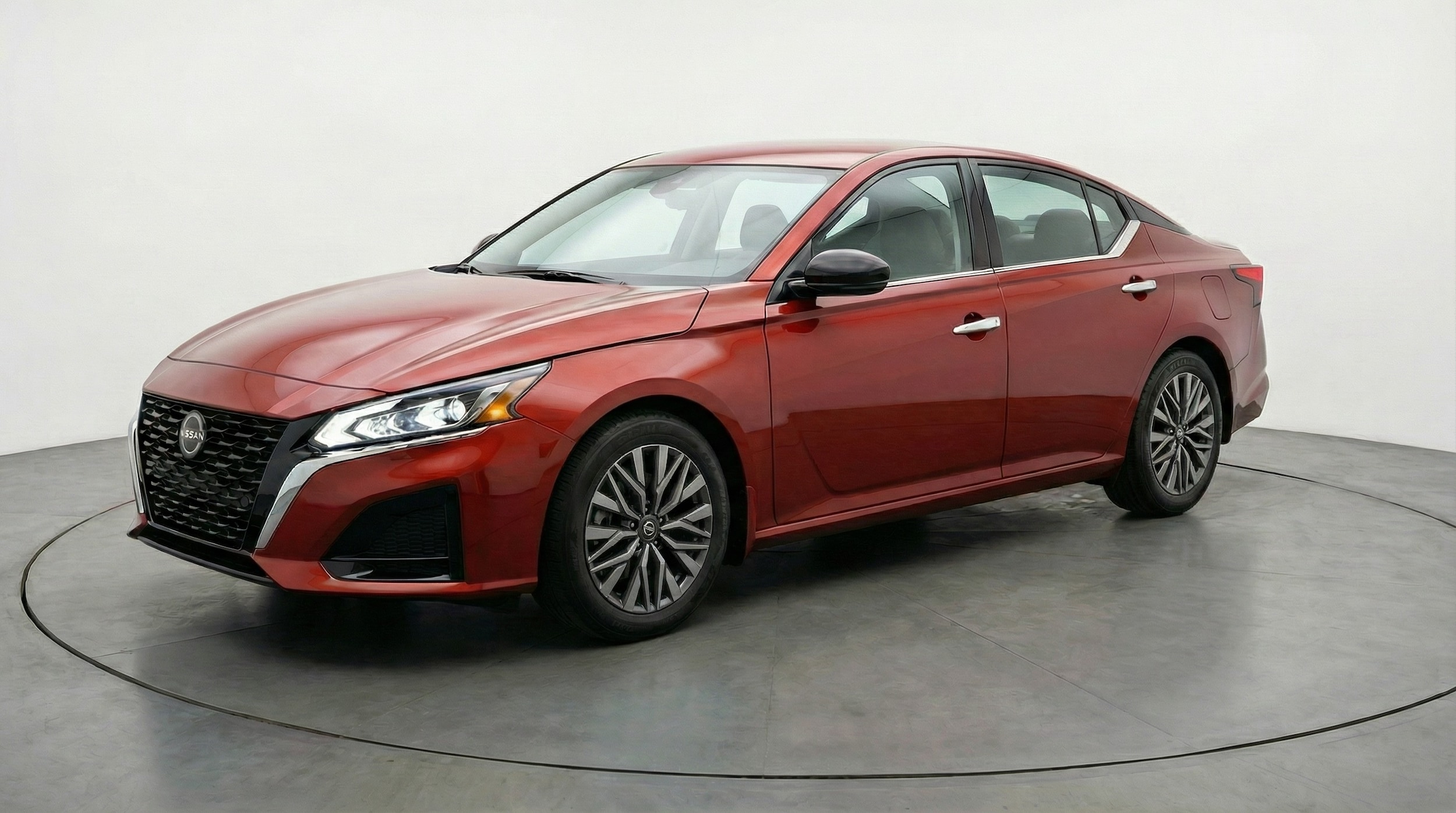 Thumbnail: 2025 Nissan Altima - 3