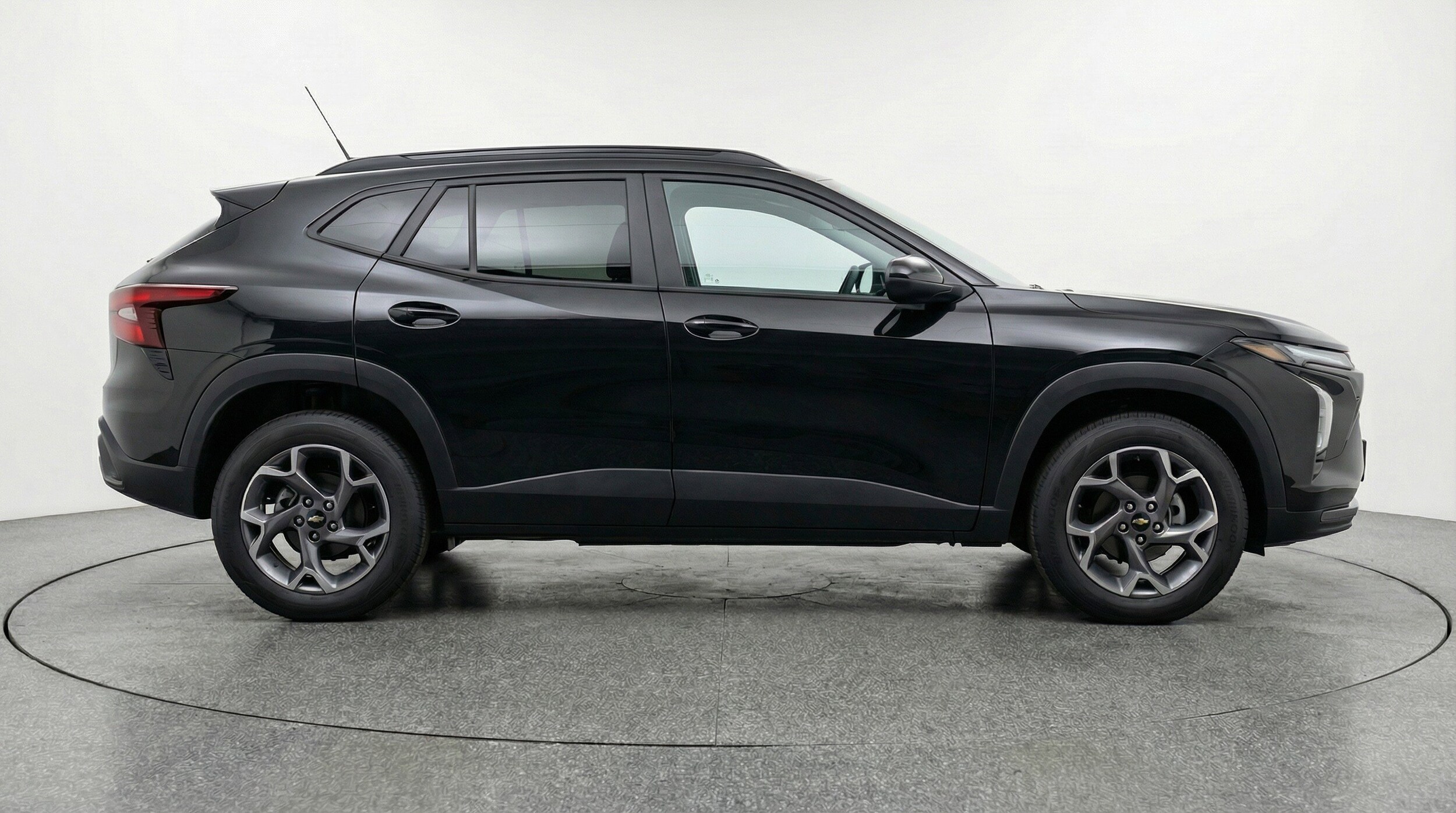 Thumbnail: 2025 Chevrolet Trax - 11