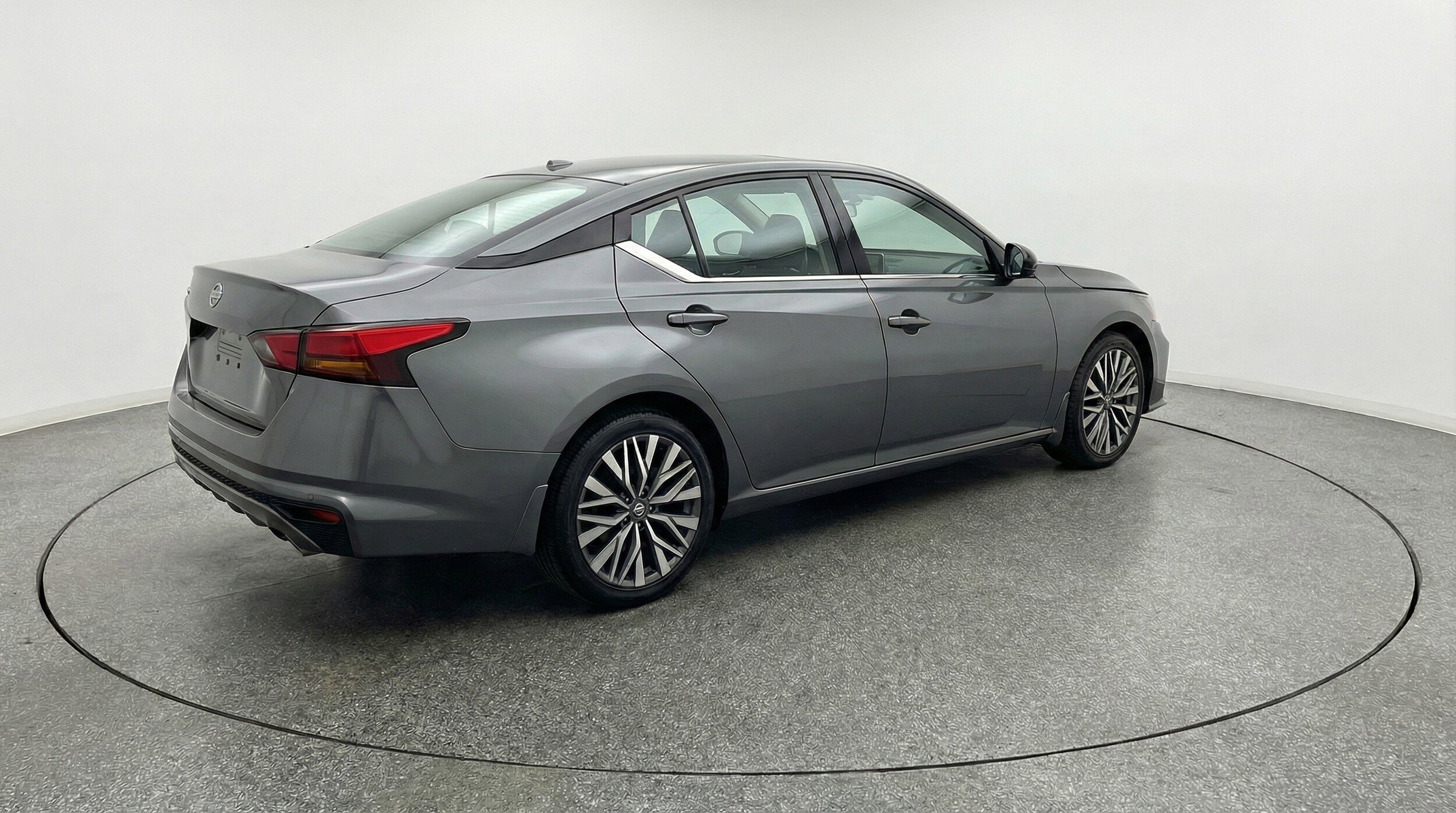 Thumbnail: 2025 Nissan Altima - 9