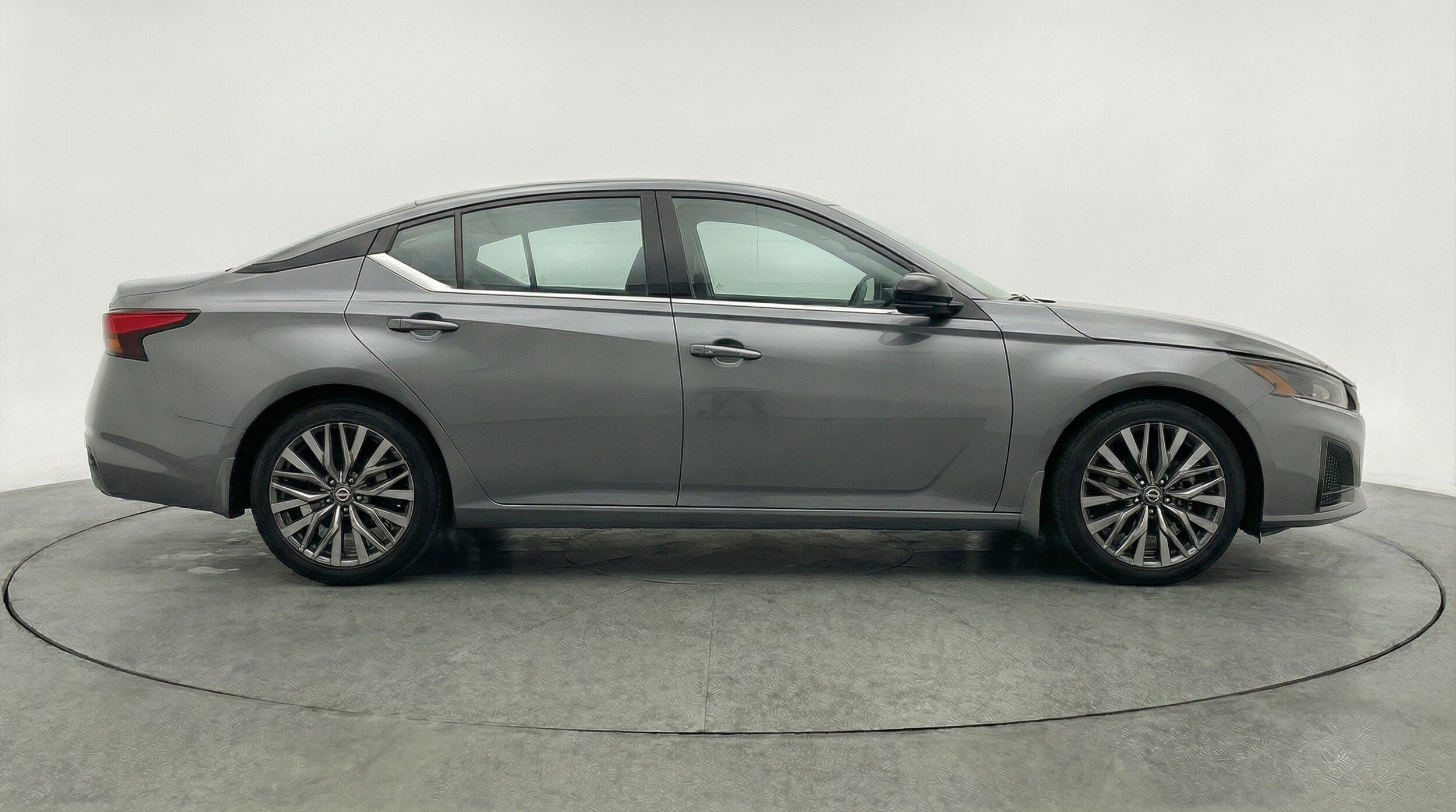 Thumbnail: 2025 Nissan Altima - 11