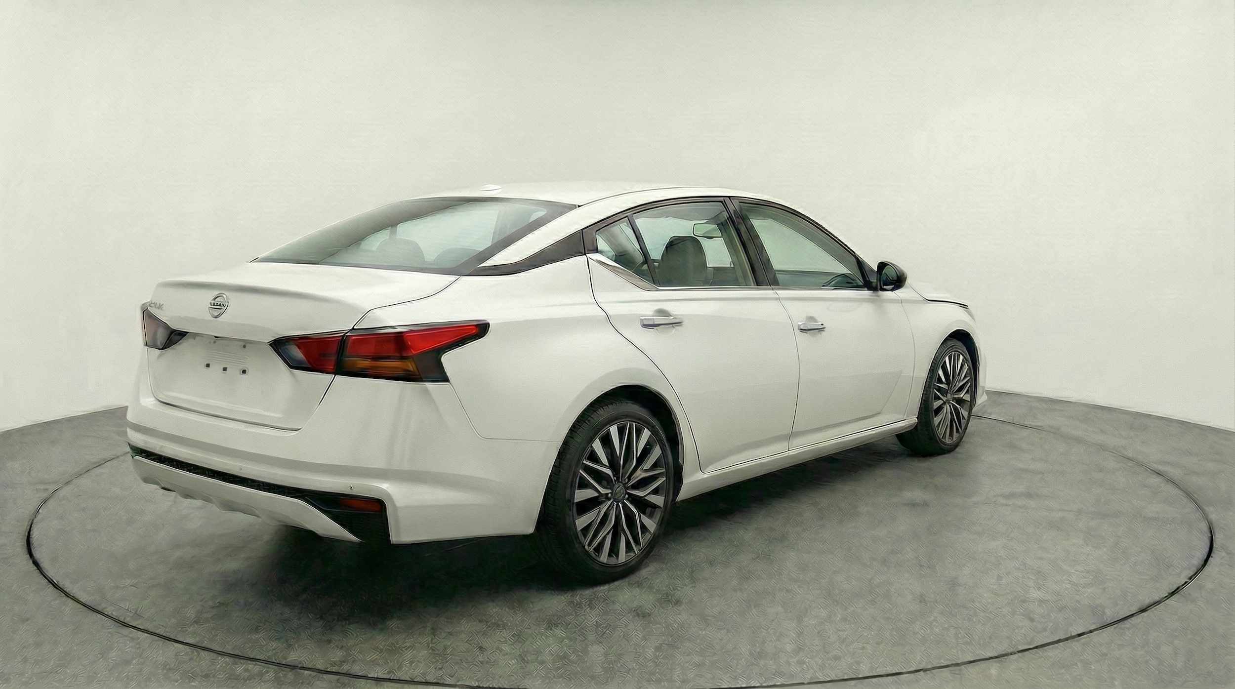 Thumbnail: 2025 Nissan Altima - 7