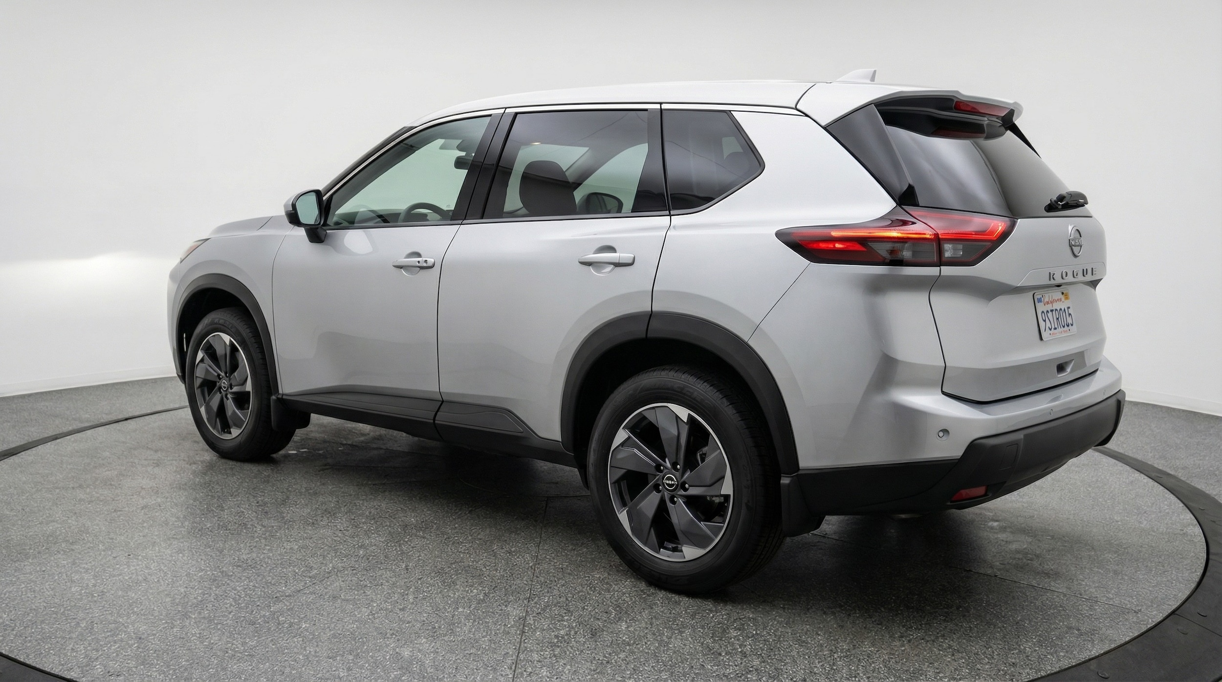 Thumbnail: 2025 Nissan Rogue - 5