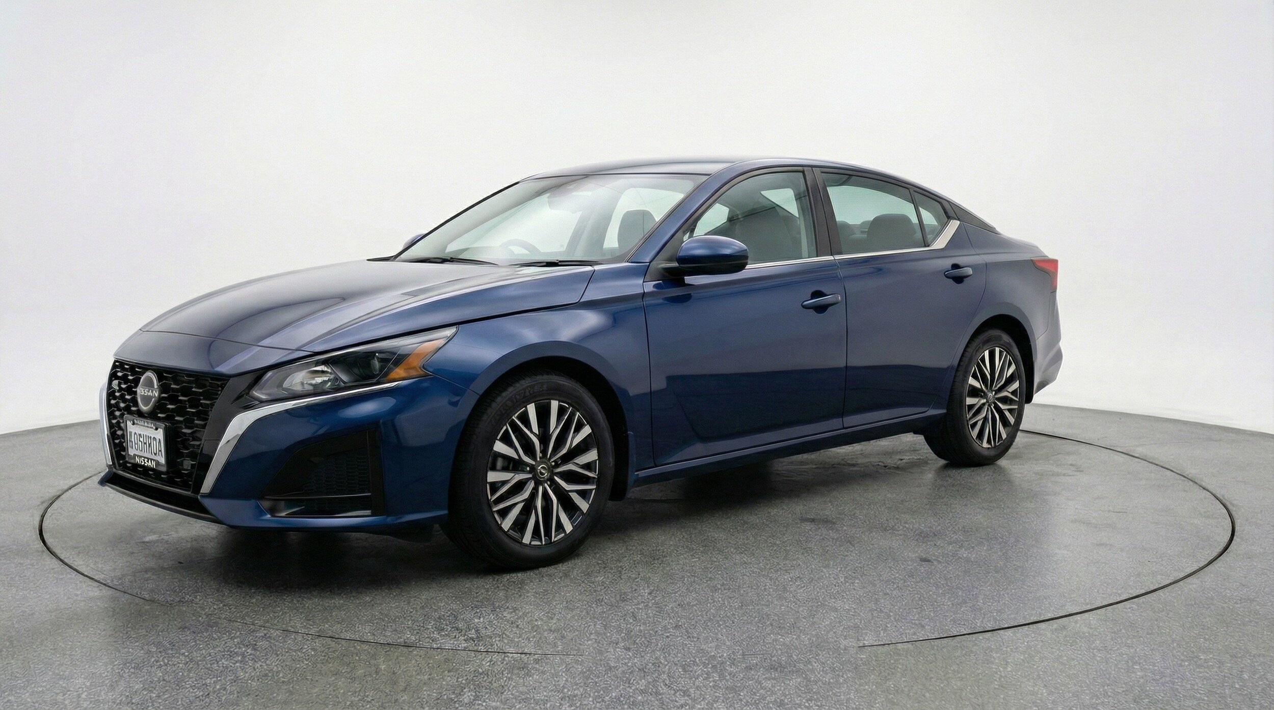 Thumbnail: 2025 Nissan Altima - 3