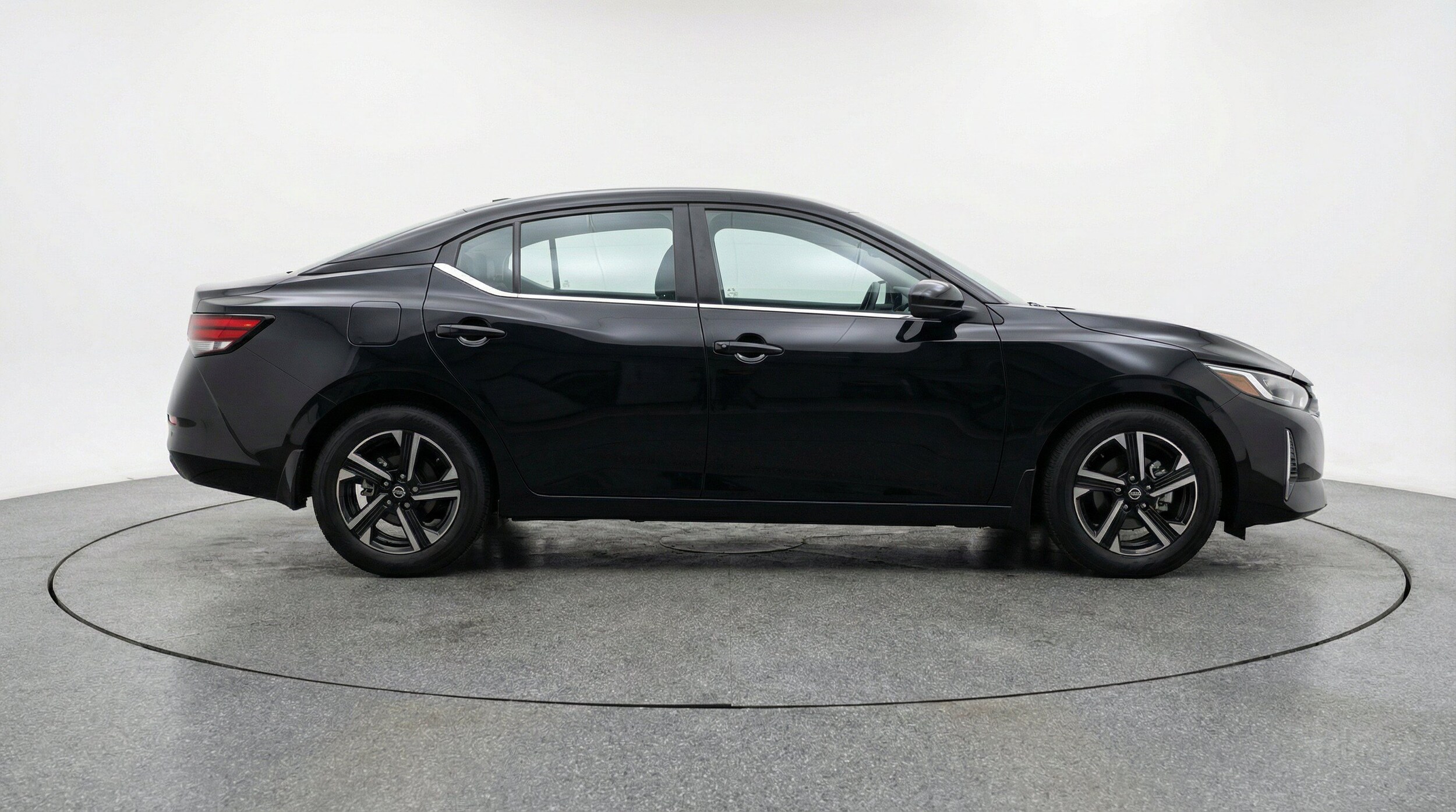 Thumbnail: 2025 Nissan Sentra - 11