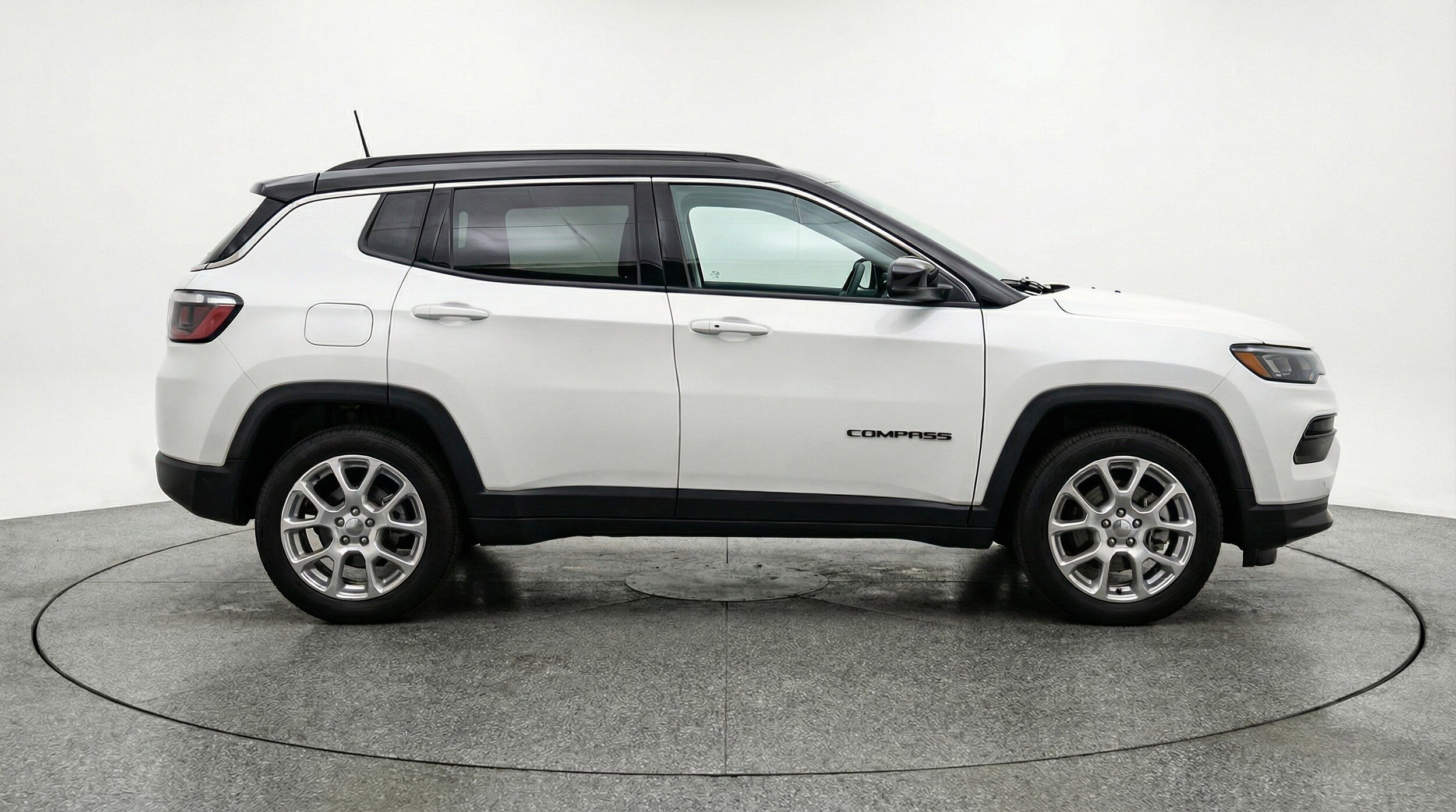 Thumbnail: 2025 Jeep Compass - 11