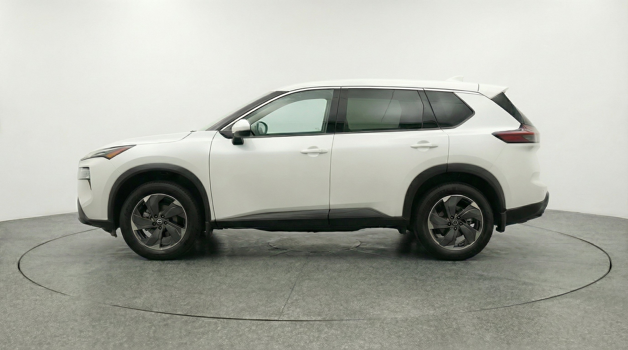 Thumbnail: 2025 Nissan Rogue - 5