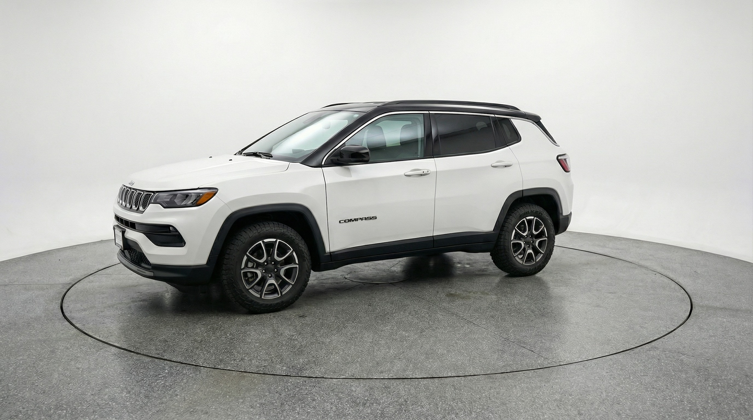 Thumbnail: 2025 Jeep Compass - 3
