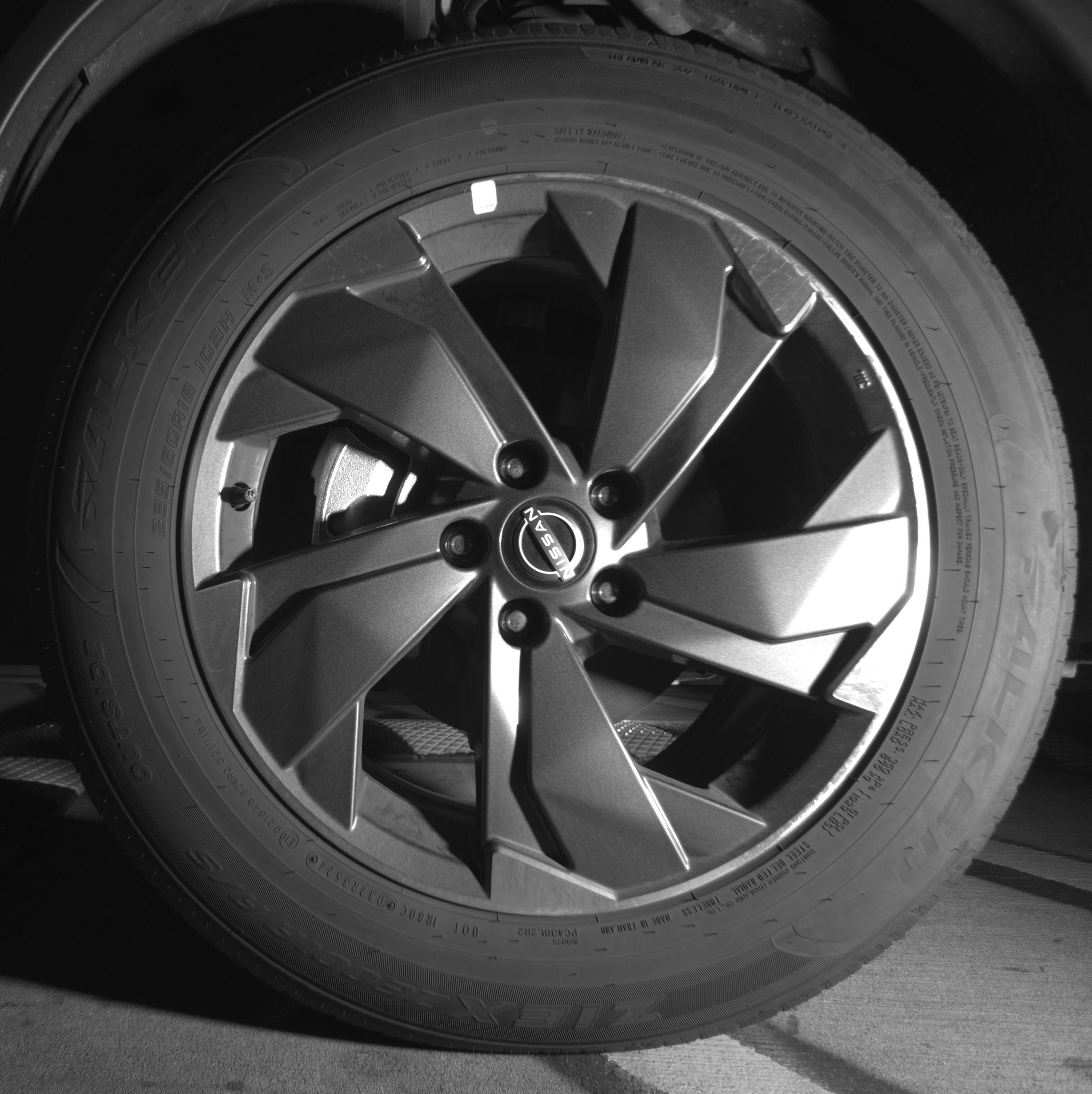 Thumbnail: 2025 Nissan Rogue - 9