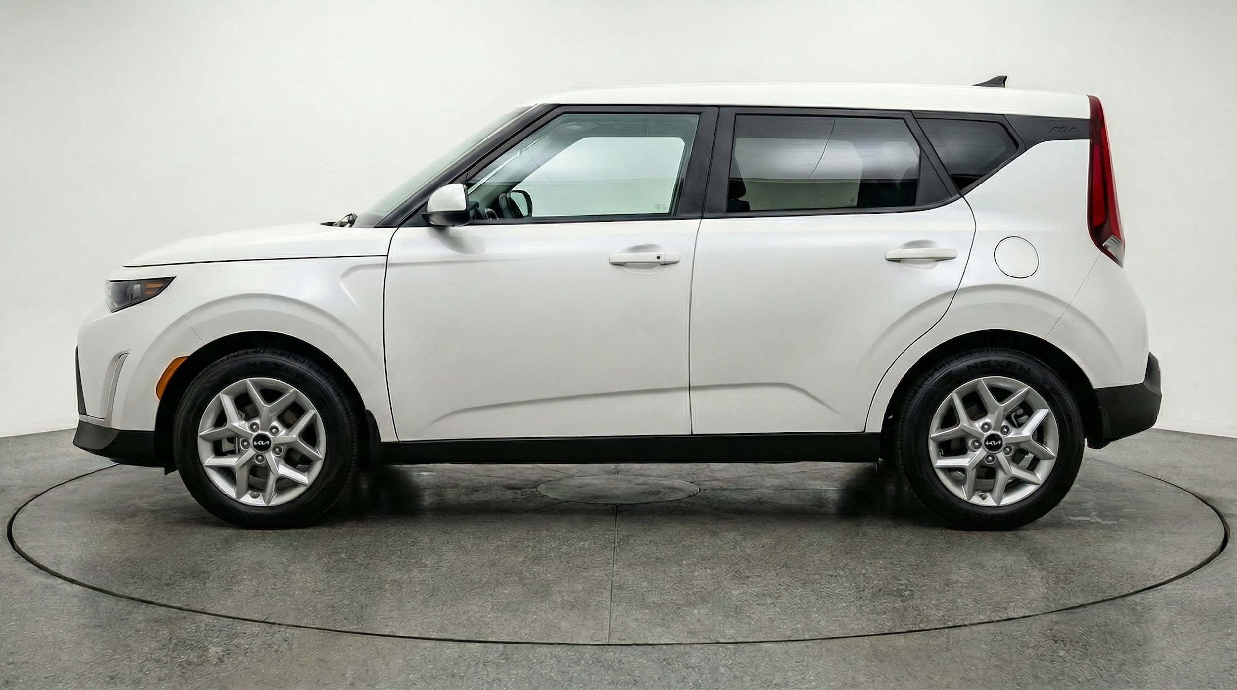 Thumbnail: 2025 Kia Soul - 4