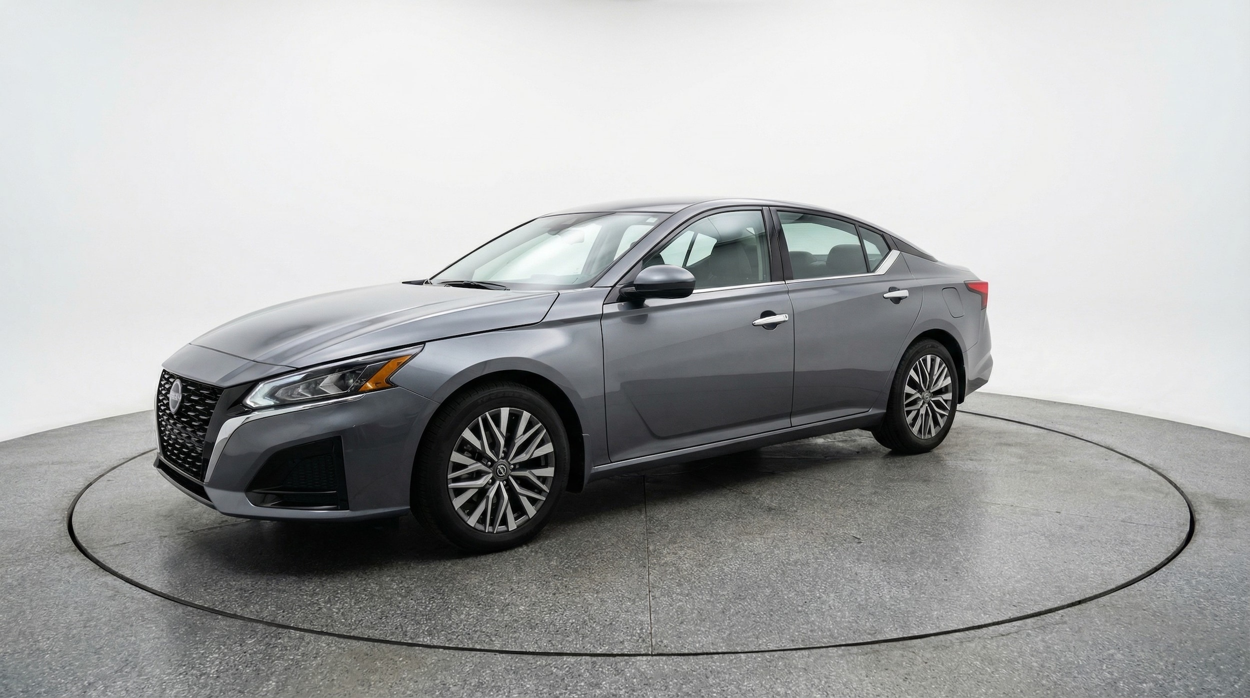 Thumbnail: 2025 Nissan Altima - 3