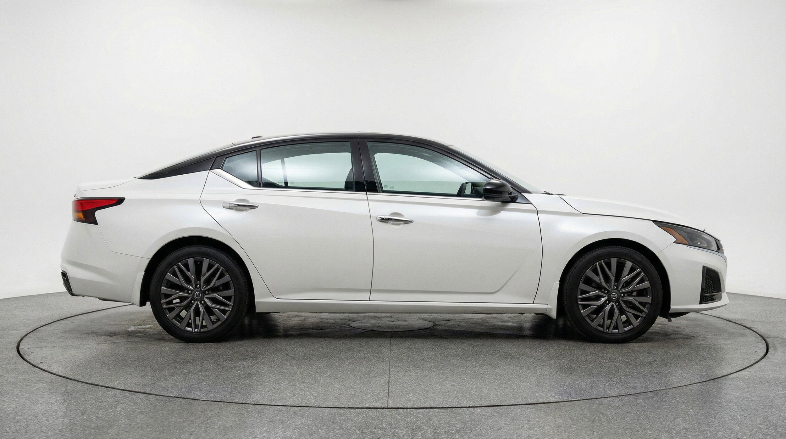 Thumbnail: 2025 Nissan Altima - 11