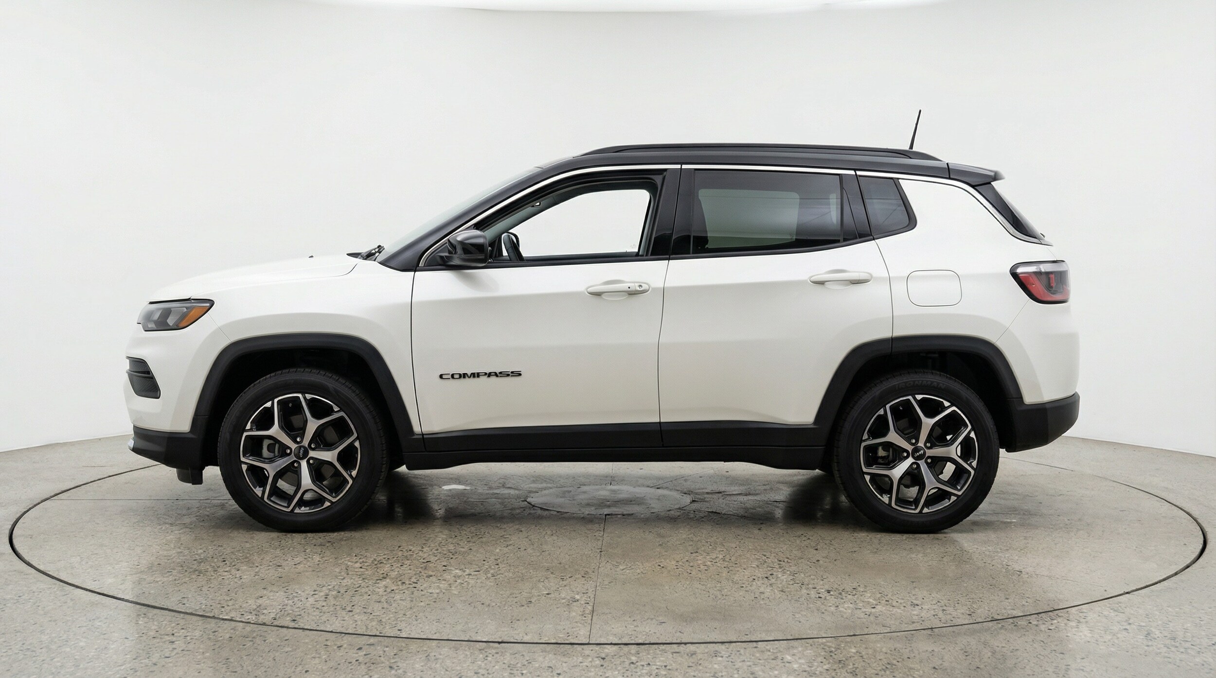 Thumbnail: 2025 Jeep Compass - 4