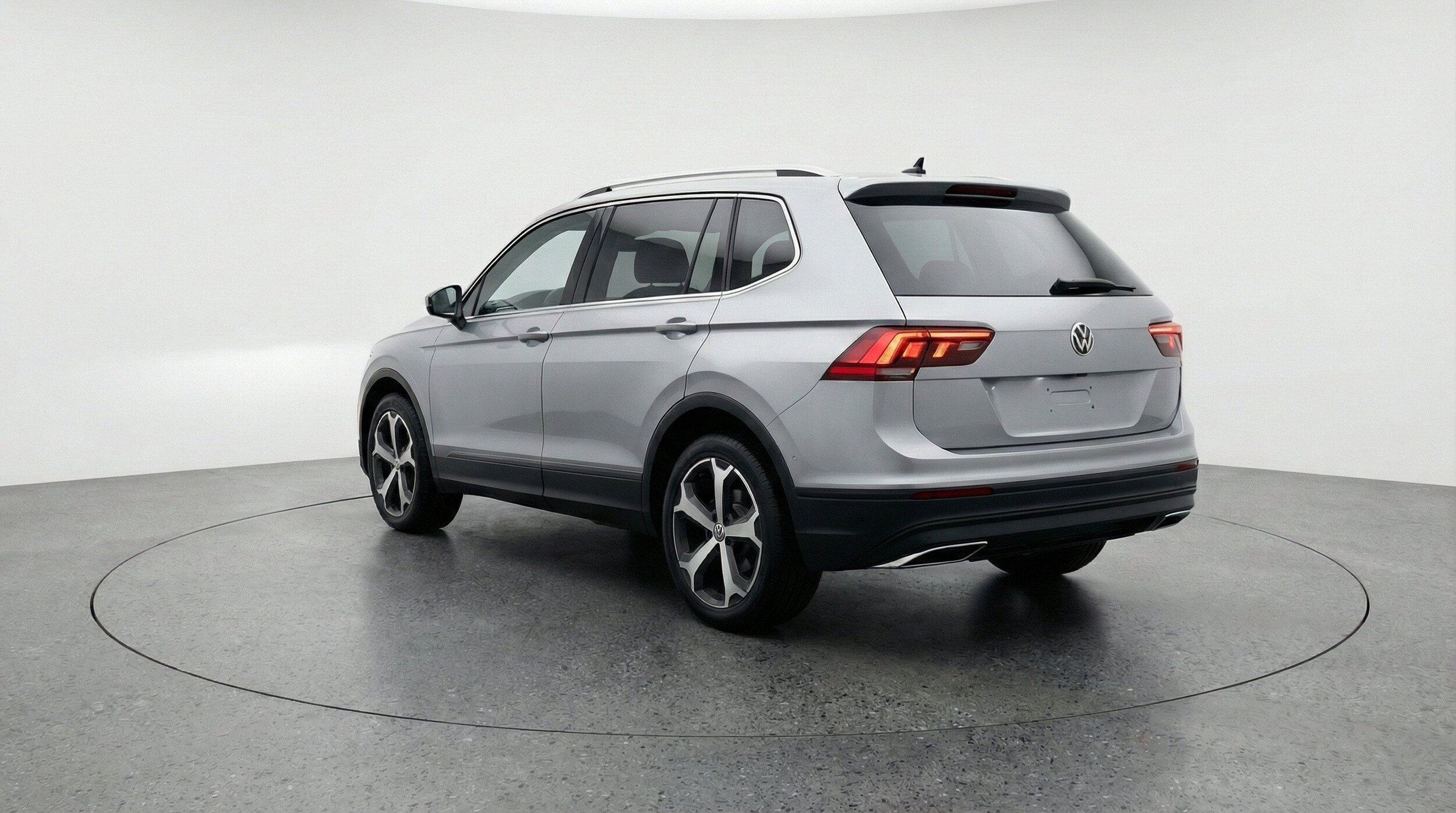 Thumbnail: 2026 Volkswagen Tiguan - 6
