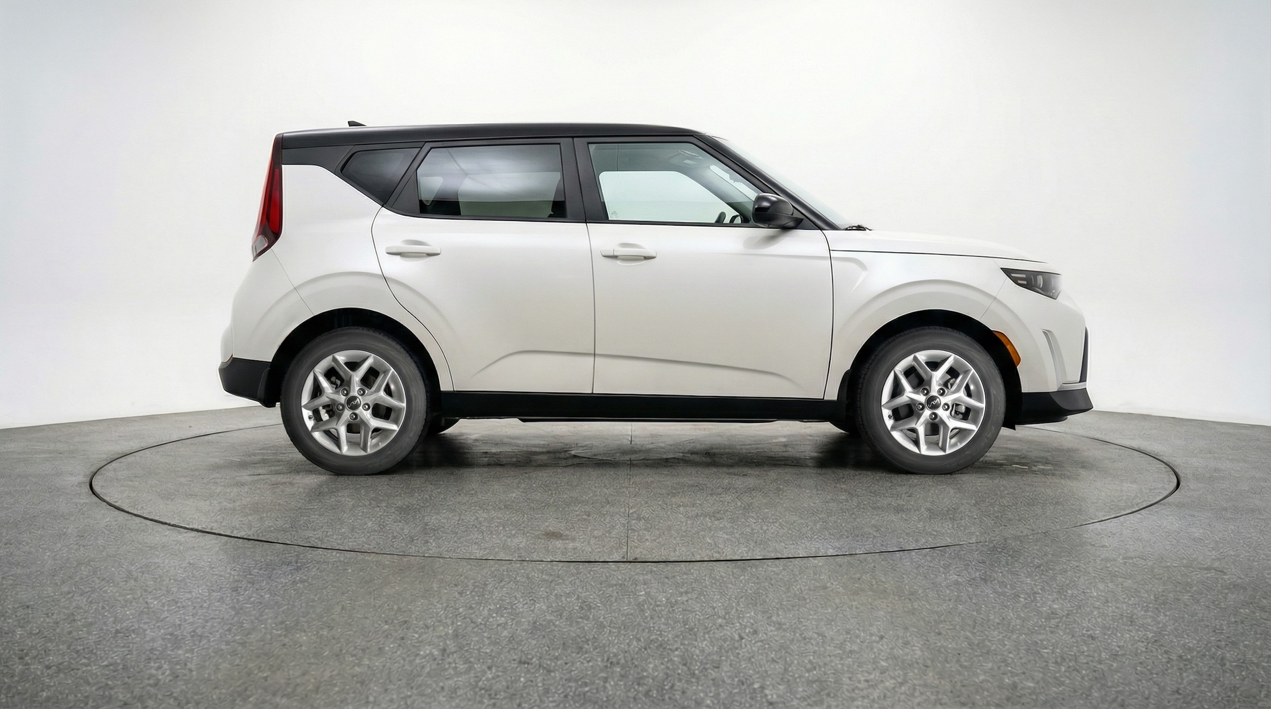 Thumbnail: 2025 Kia Soul - 8