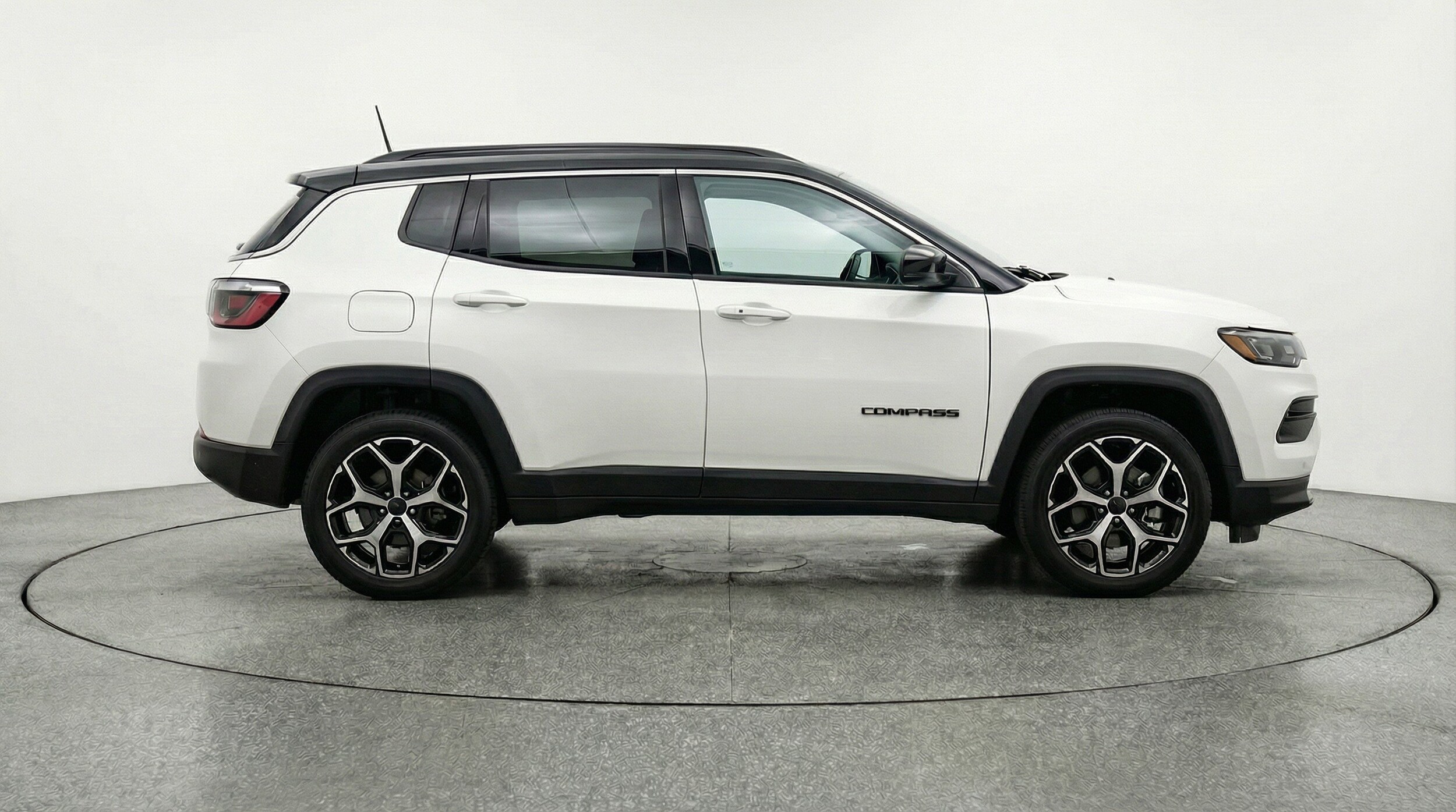 Thumbnail: 2025 Jeep Compass - 11