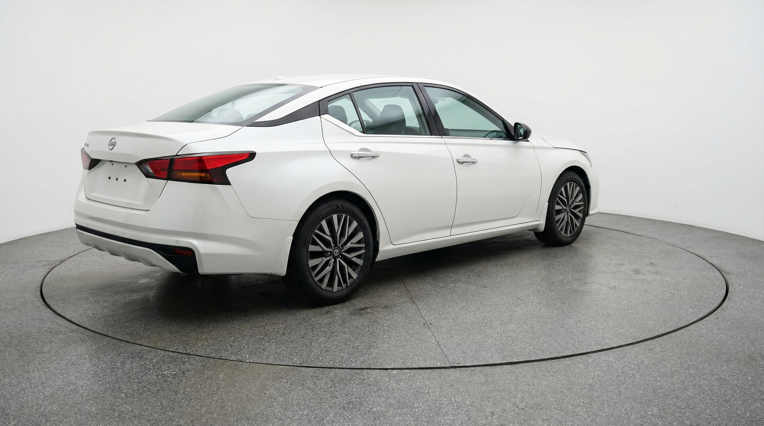 Thumbnail: 2025 Nissan Altima - 7