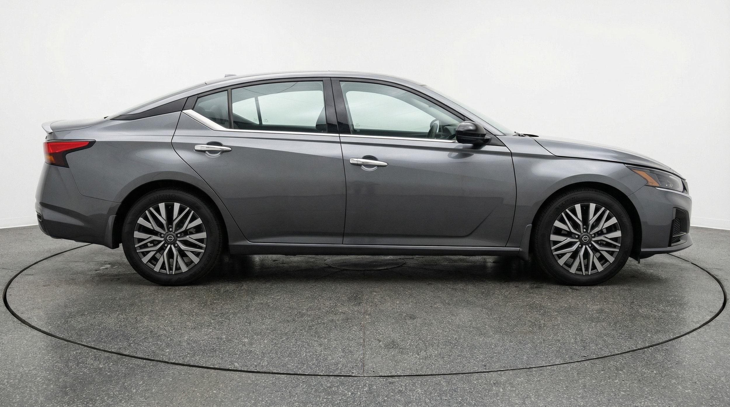 Thumbnail: 2025 Nissan Altima - 8