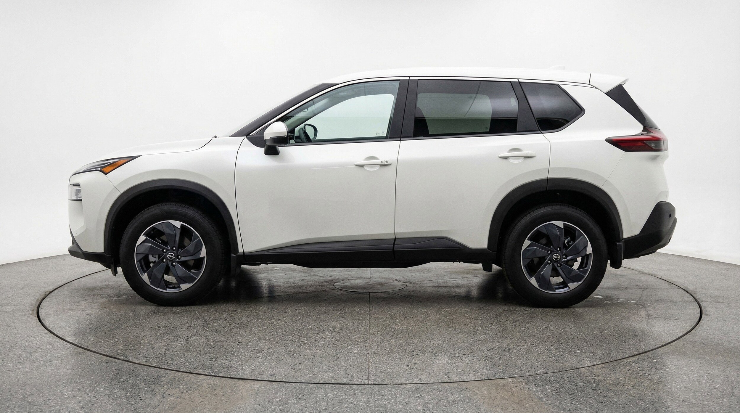 Thumbnail: 2025 Nissan Rogue - 5