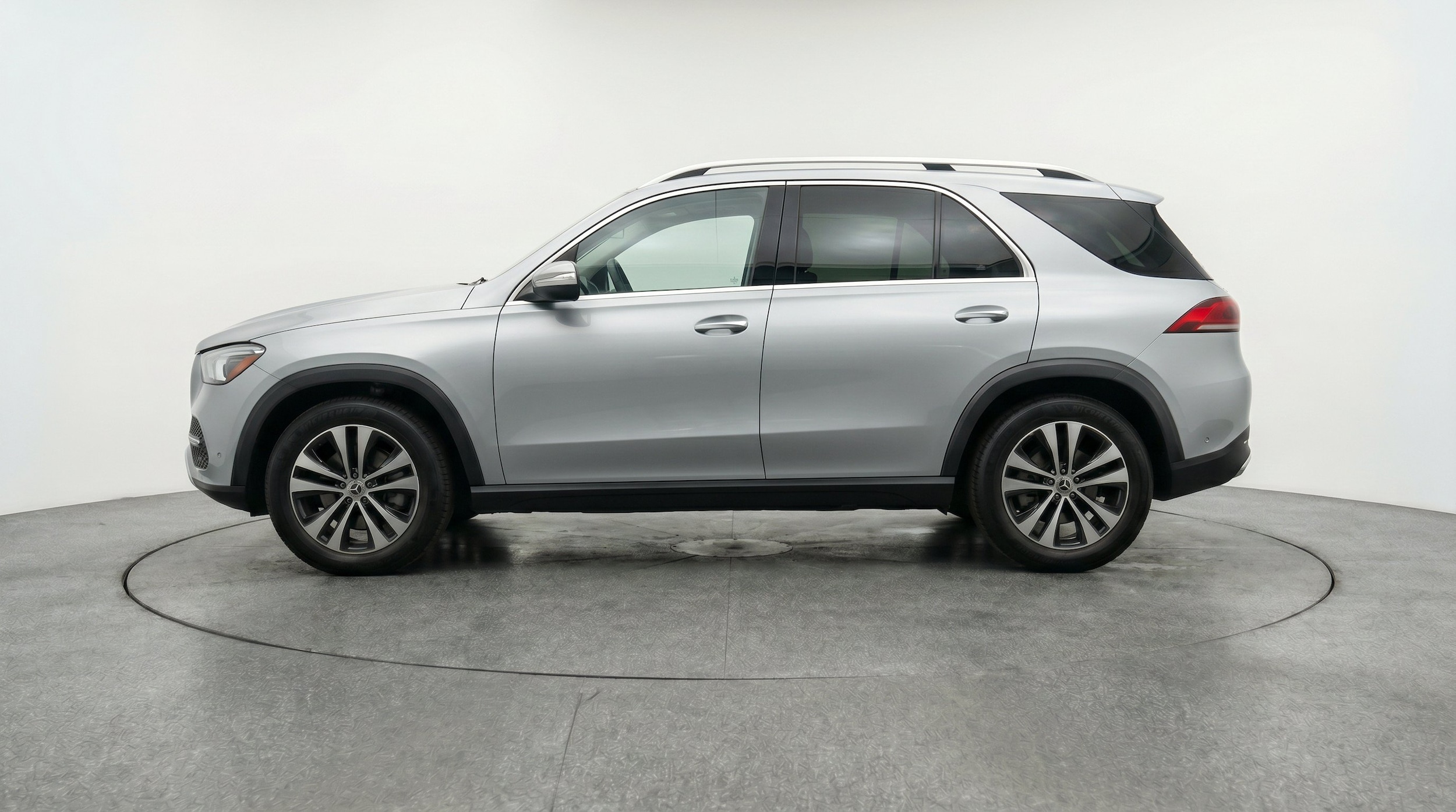 Thumbnail: 2026 Mercedes-Benz GLE - 5