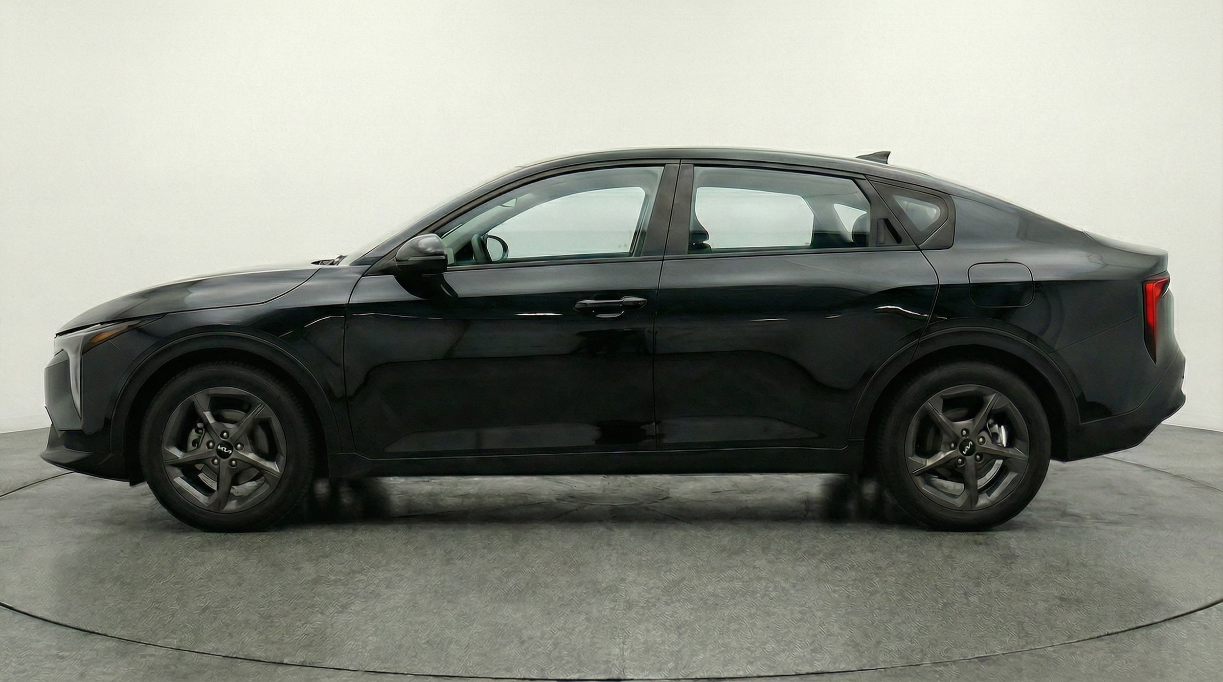 Thumbnail: 2025 Kia K4 - 4