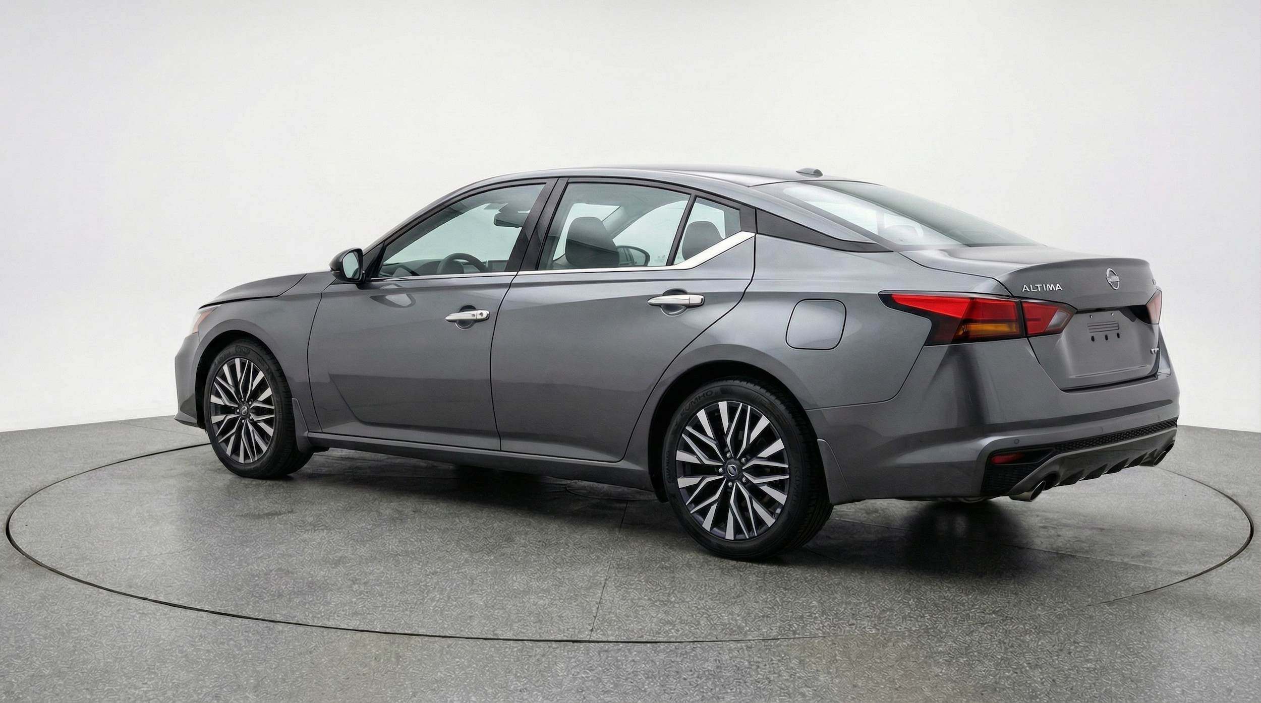 Thumbnail: 2025 Nissan Altima - 5