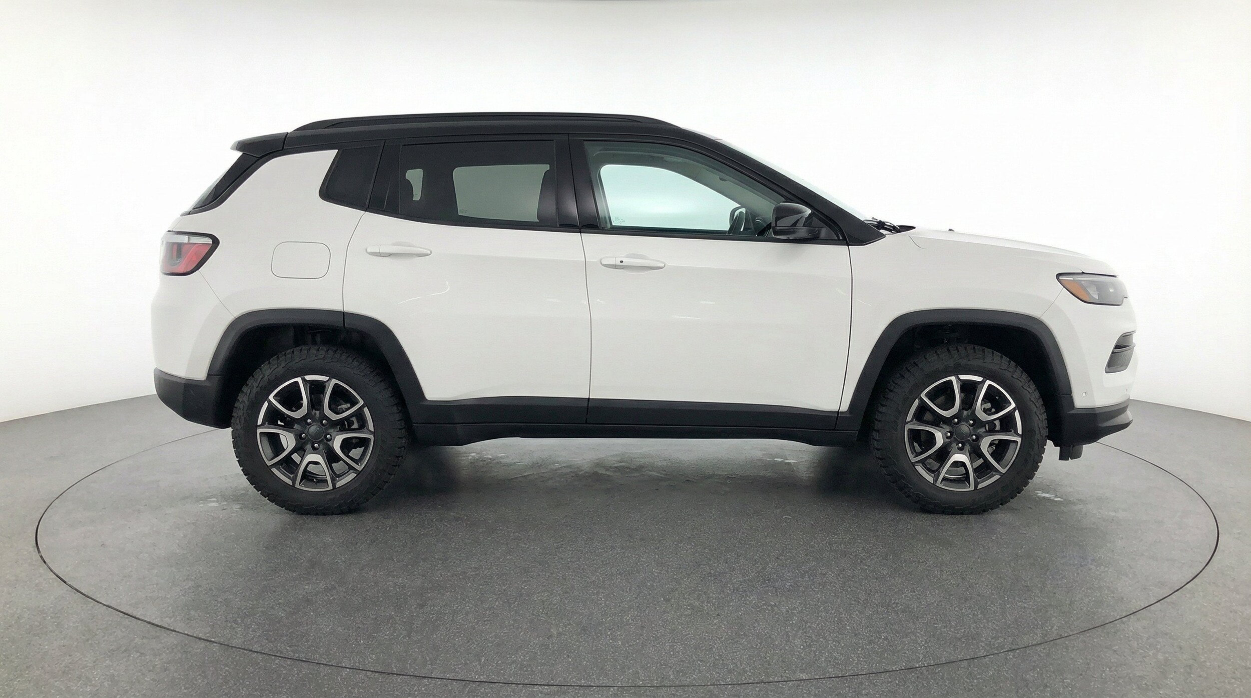 Thumbnail: 2025 Jeep Compass - 10