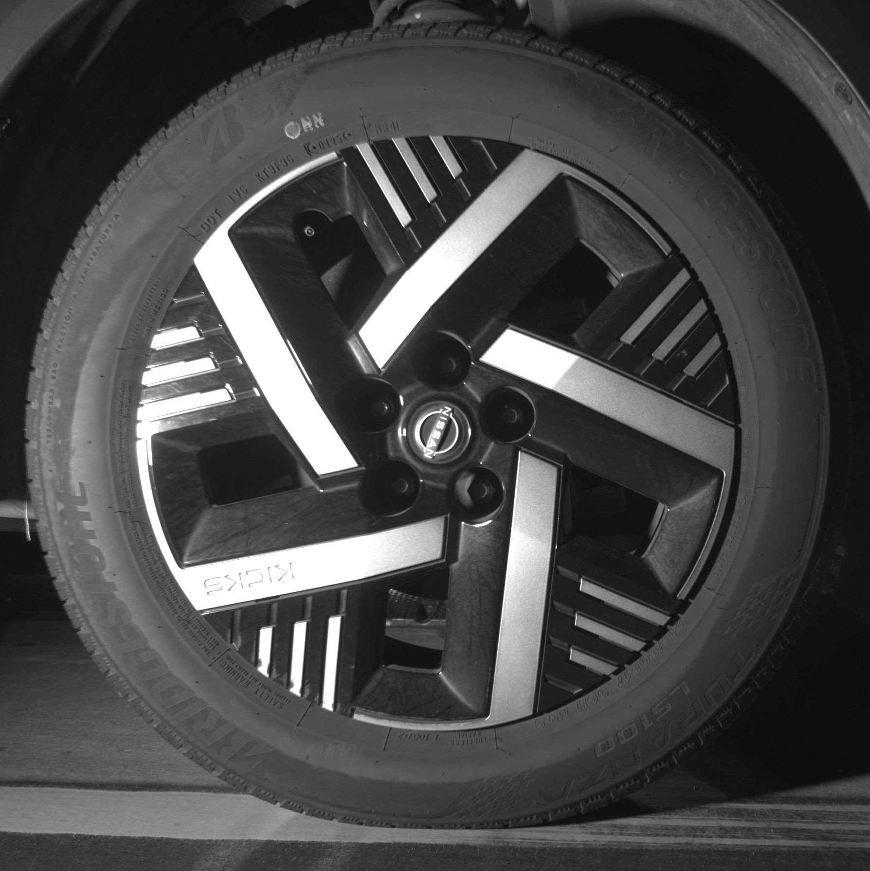 Thumbnail: 2025 Nissan Kicks - 13