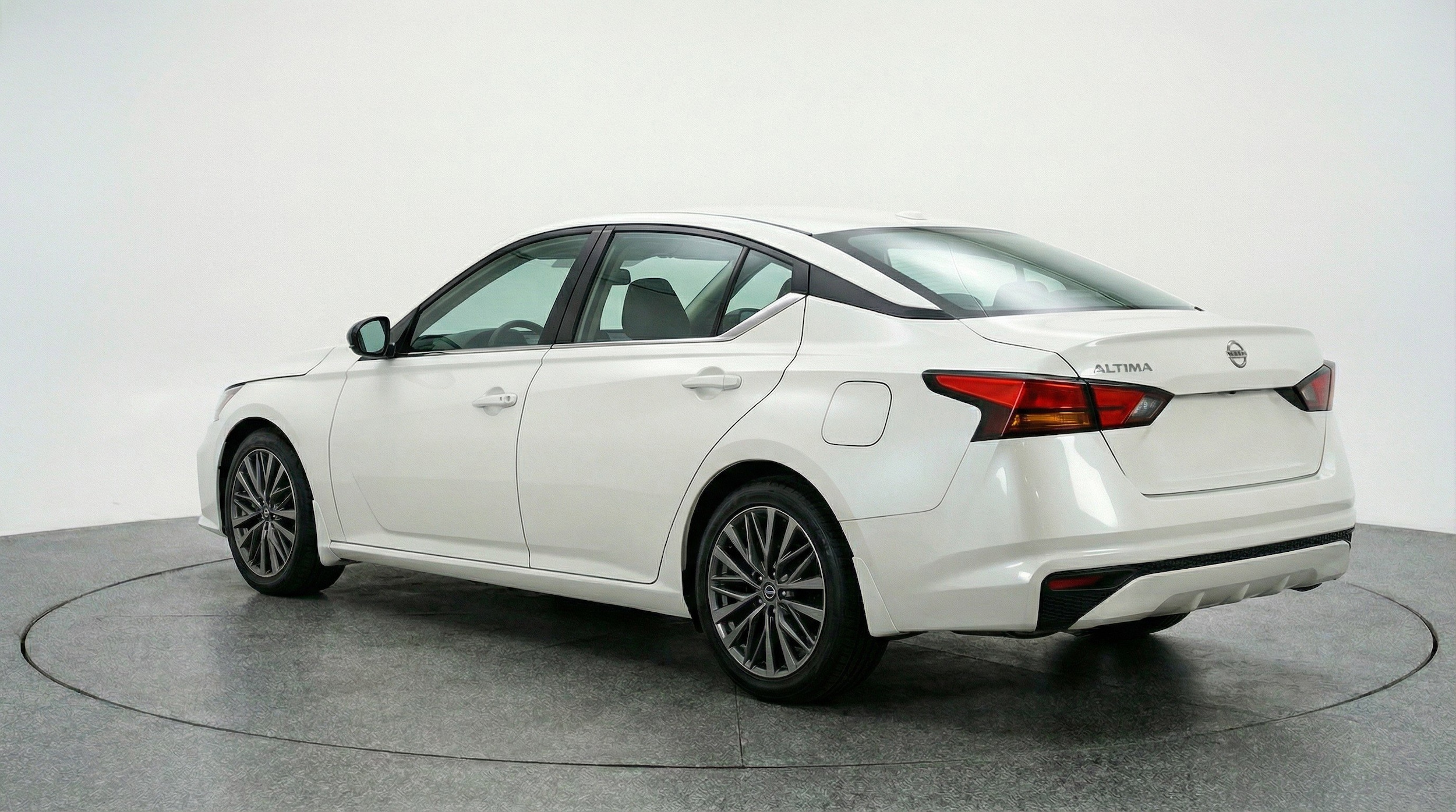 Thumbnail: 2025 Nissan Altima - 6