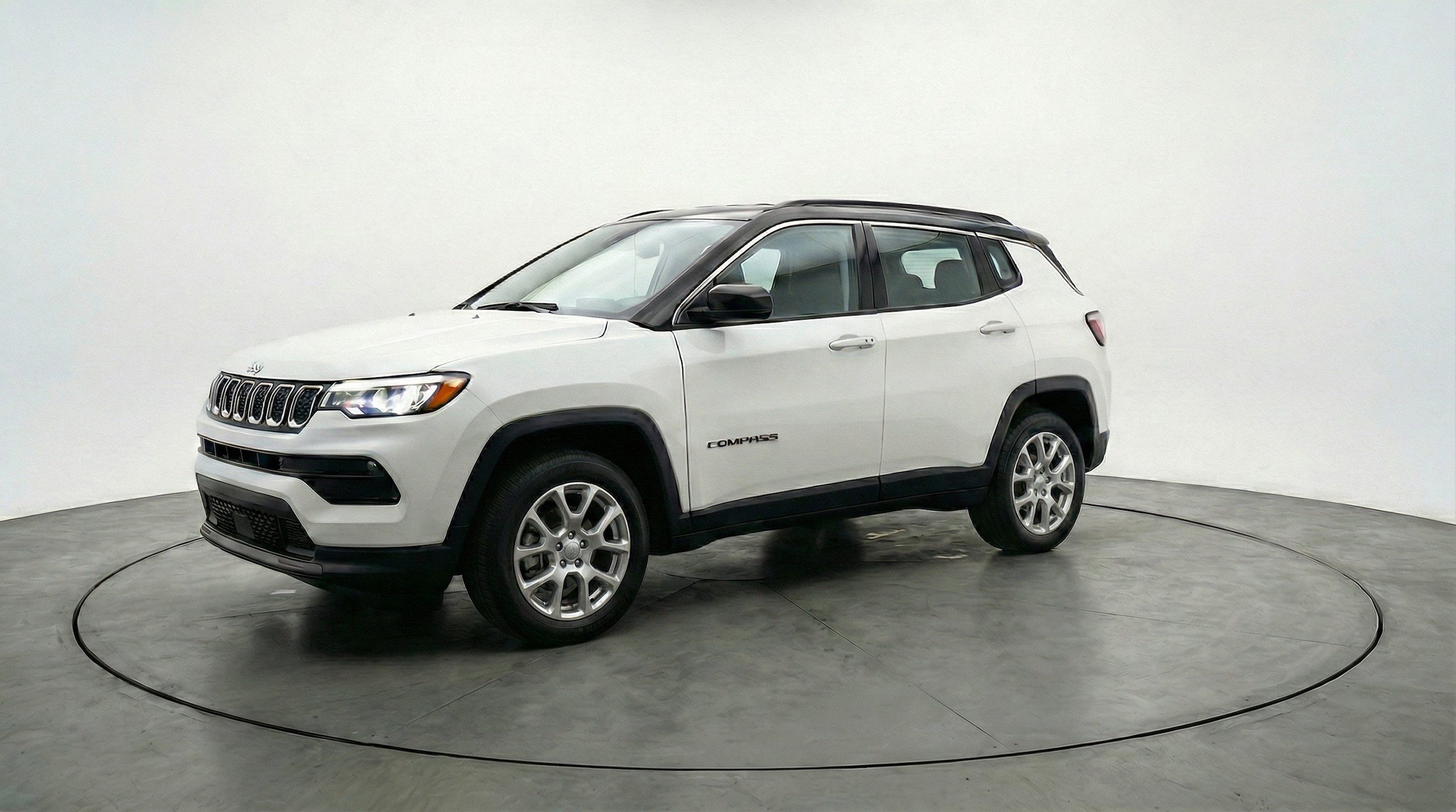 Thumbnail: 2025 Jeep Compass - 3